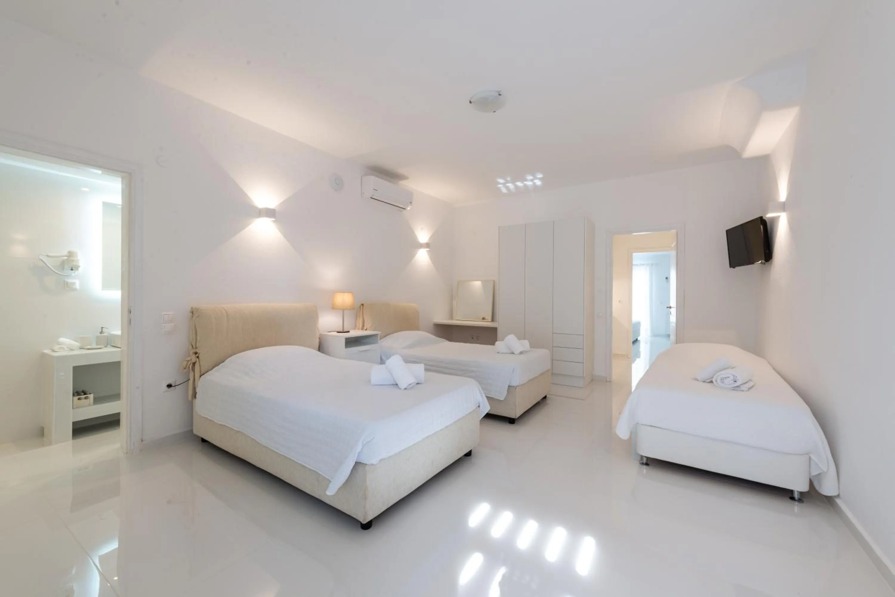Bed in Aeri Villas & Apartments