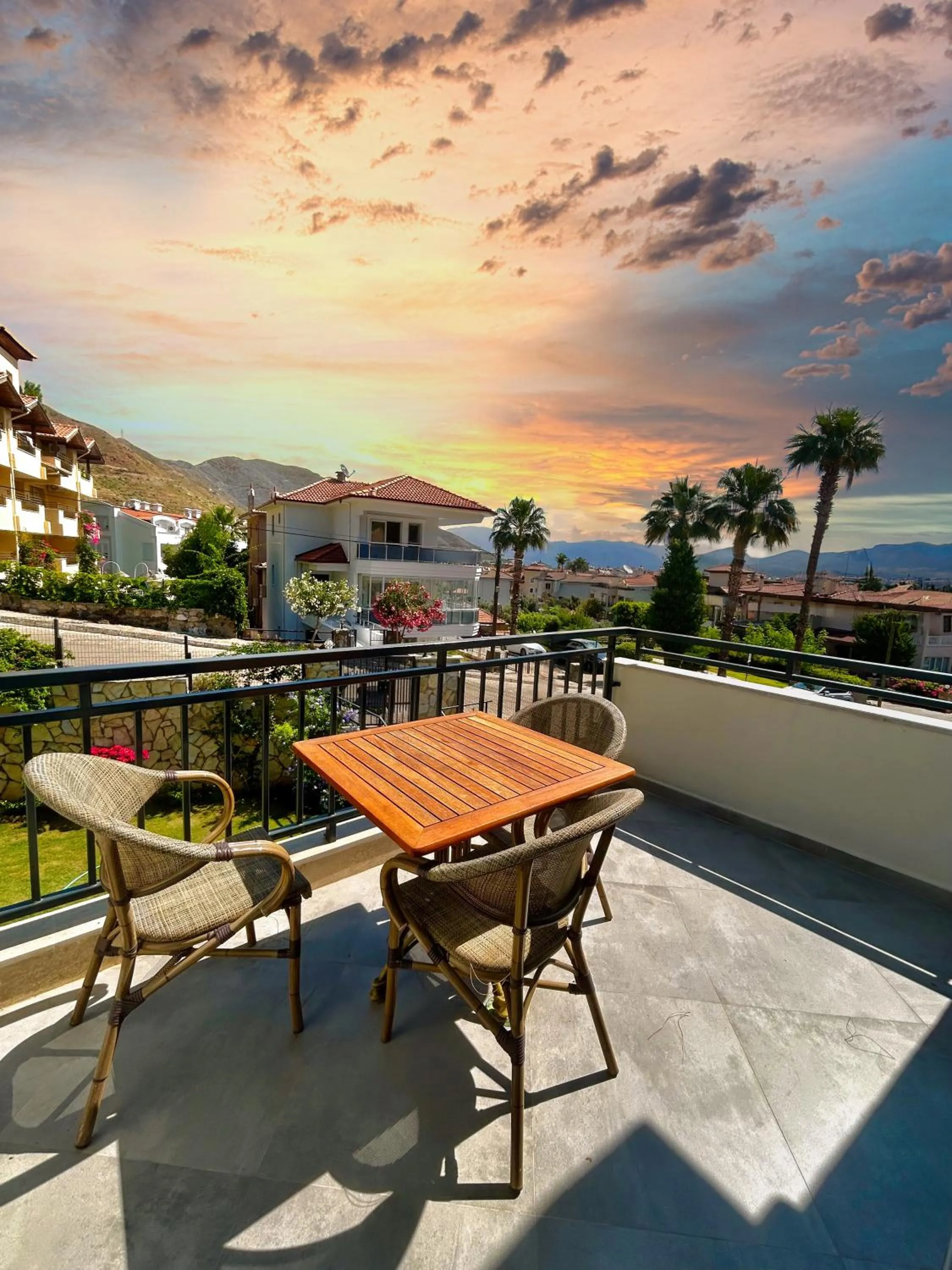 White Suites İçmeler