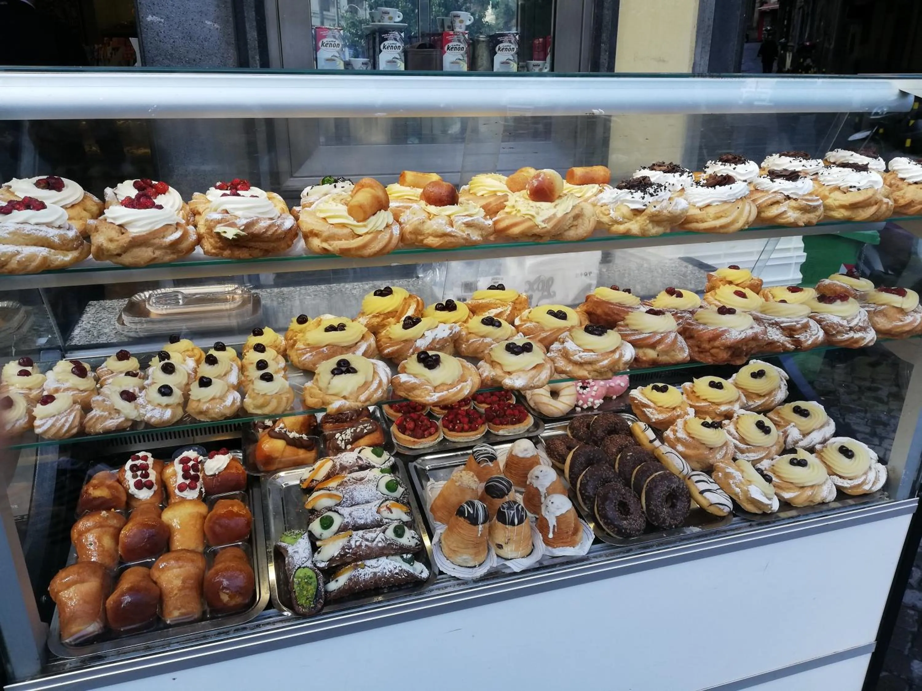 Lounge or bar in B&B Da Roberto