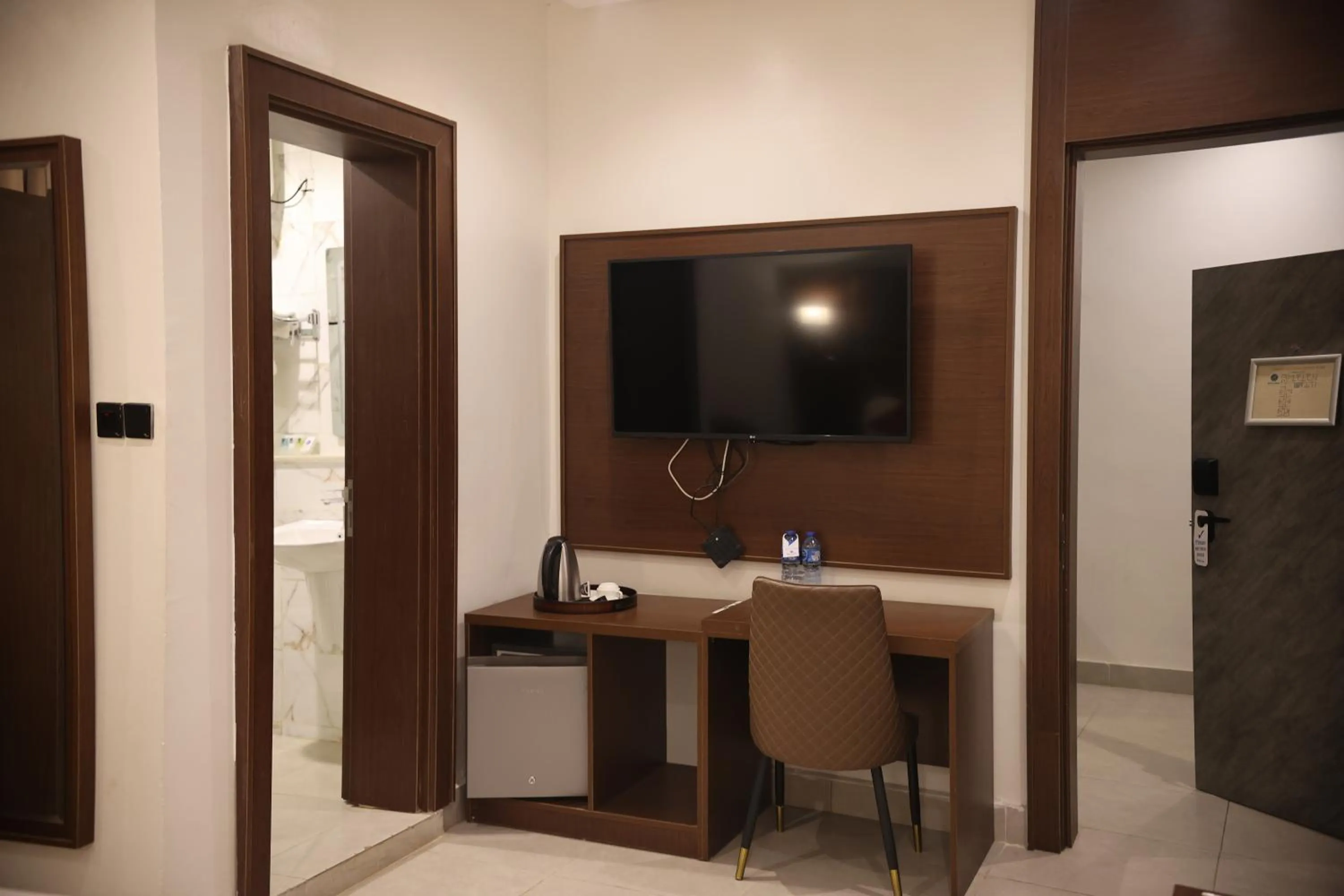 TV and multimedia in Bolton White Hotel - Abuja