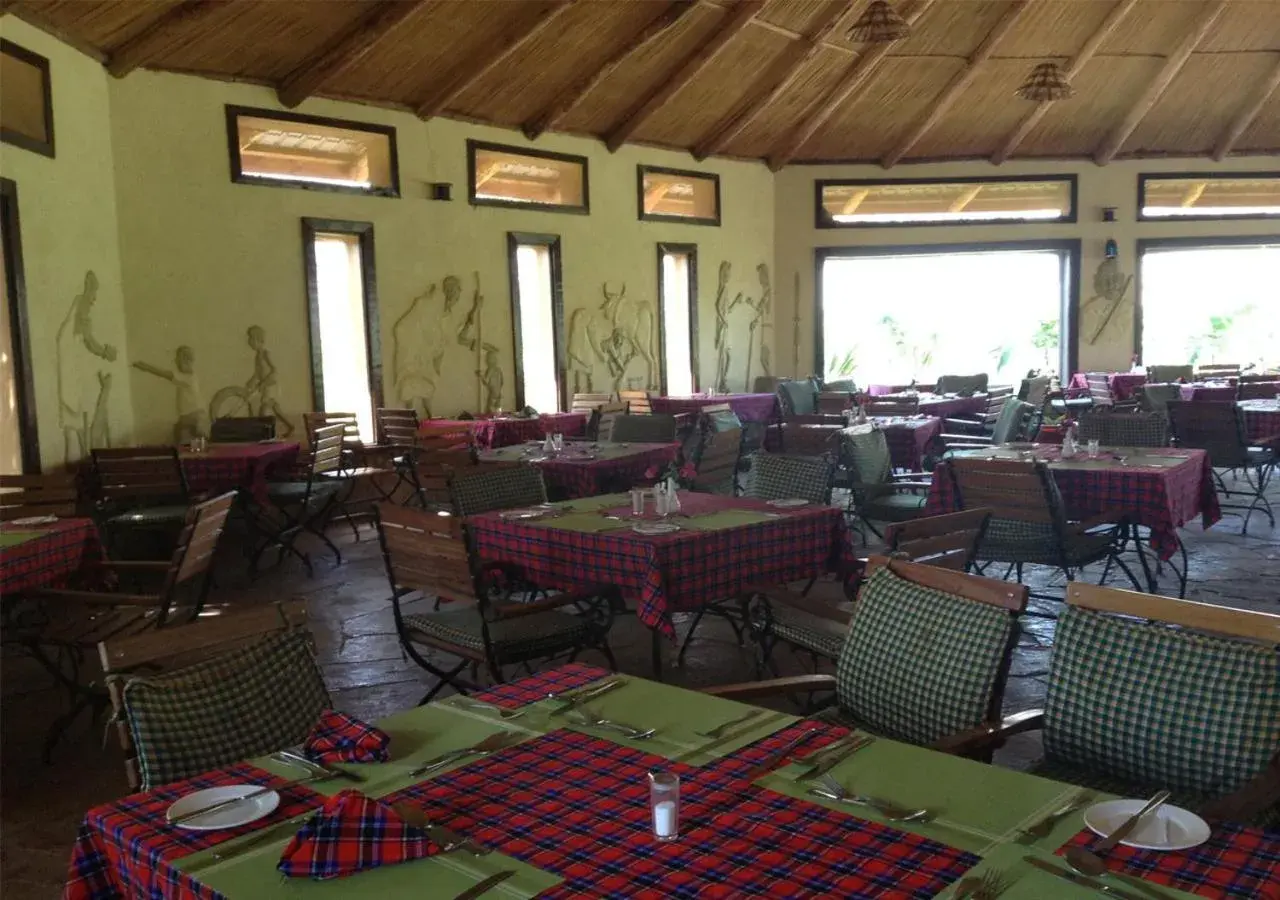 Restaurant/places to eat in AA Lodge Amboseli Restaurant/places to eat in AA Lodge Amboseli