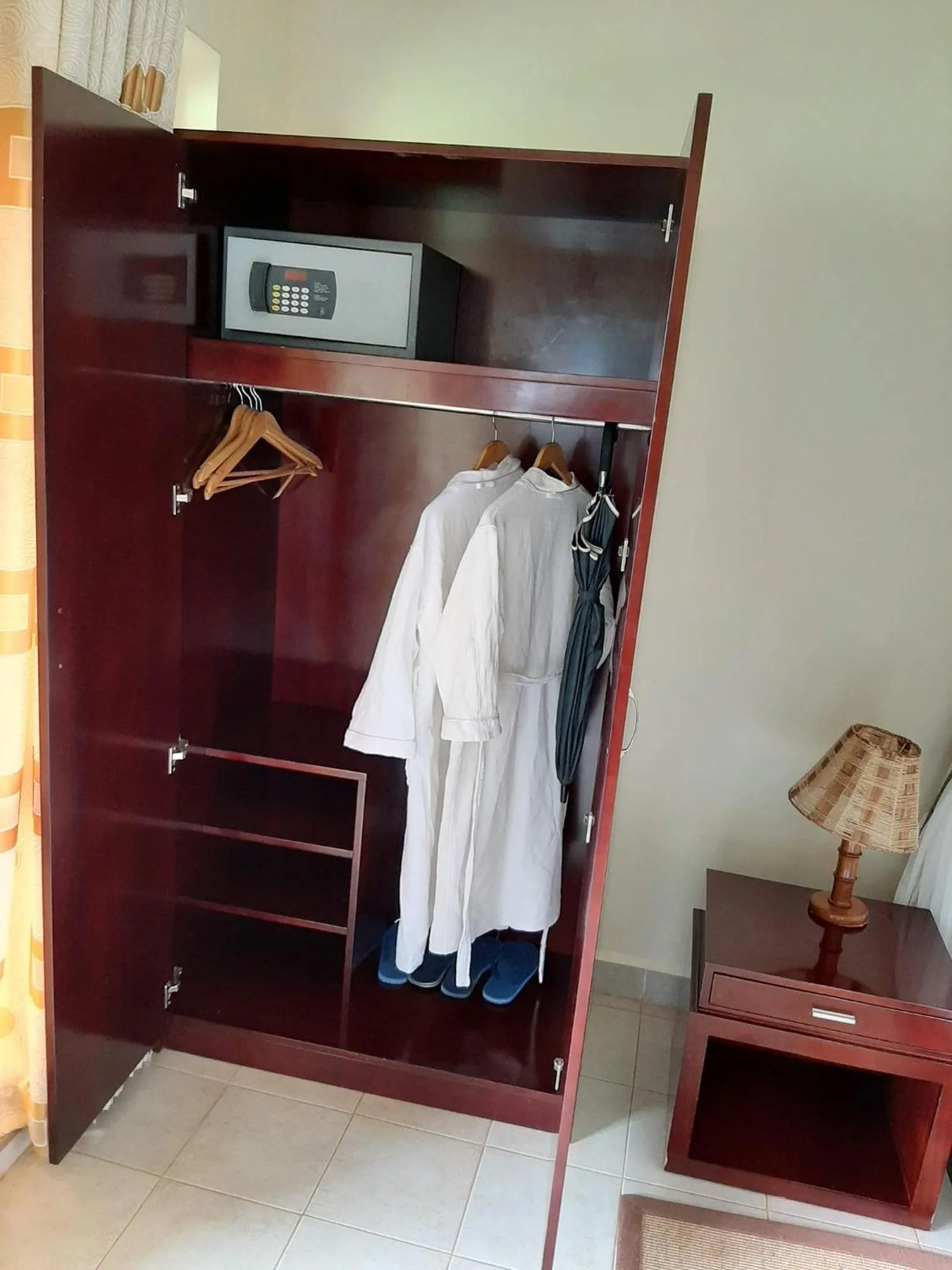 wardrobe in AA Lodge Amboseli