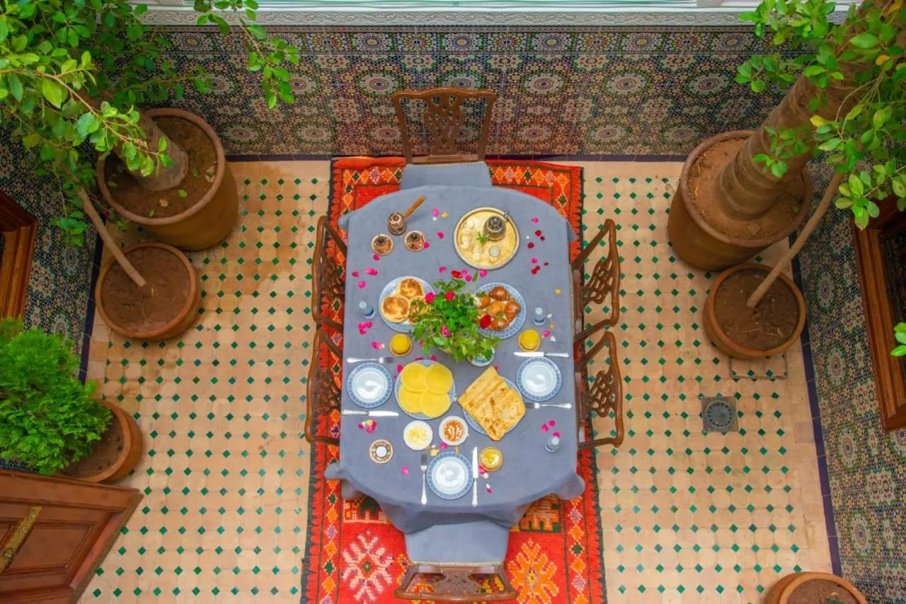 Food and drinks in Riad Amely