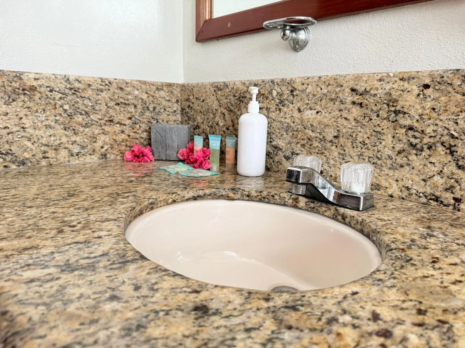 Bathroom in Isla Bonita Yacht Club