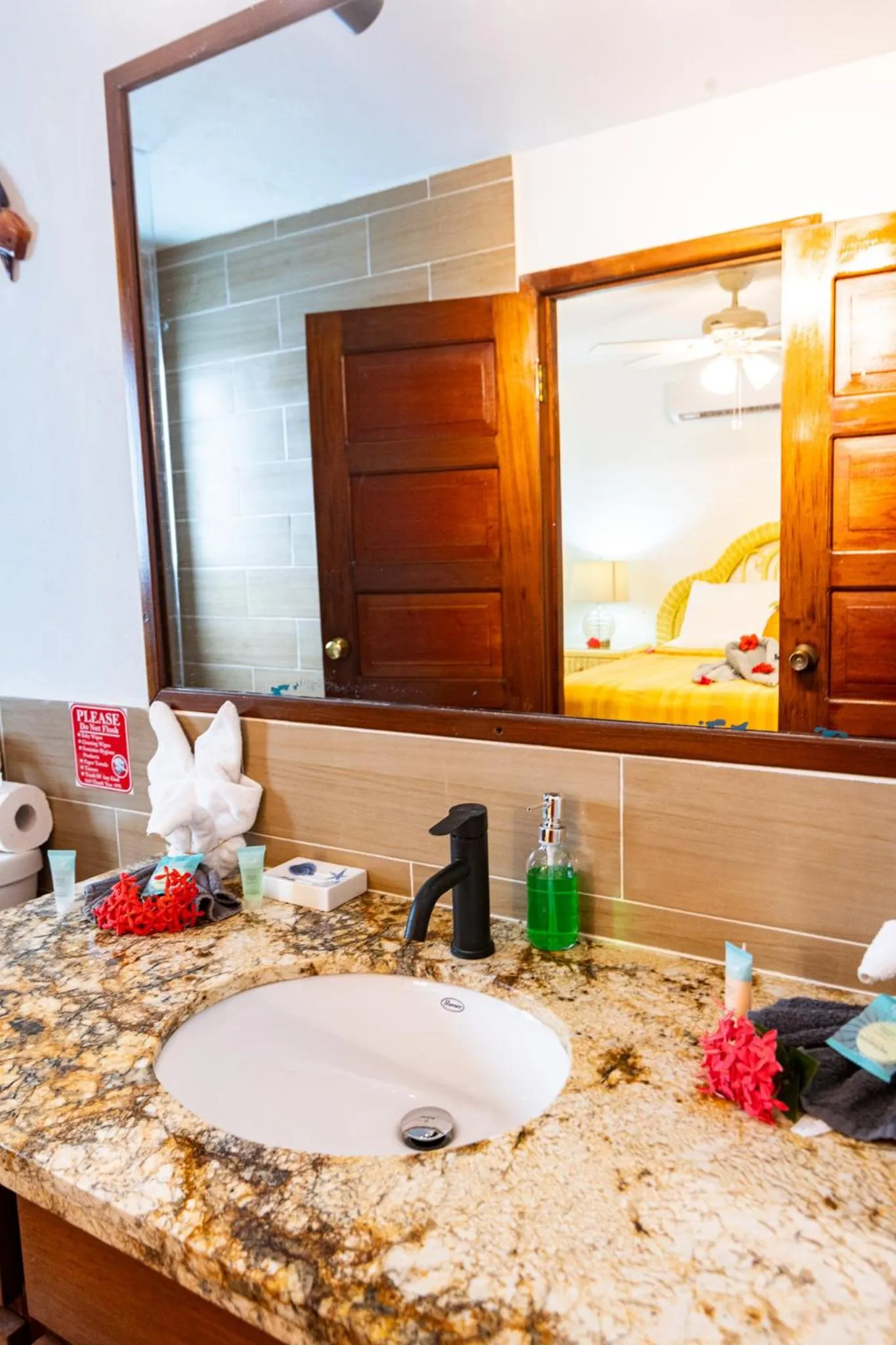 Bathroom in Isla Bonita Yacht Club