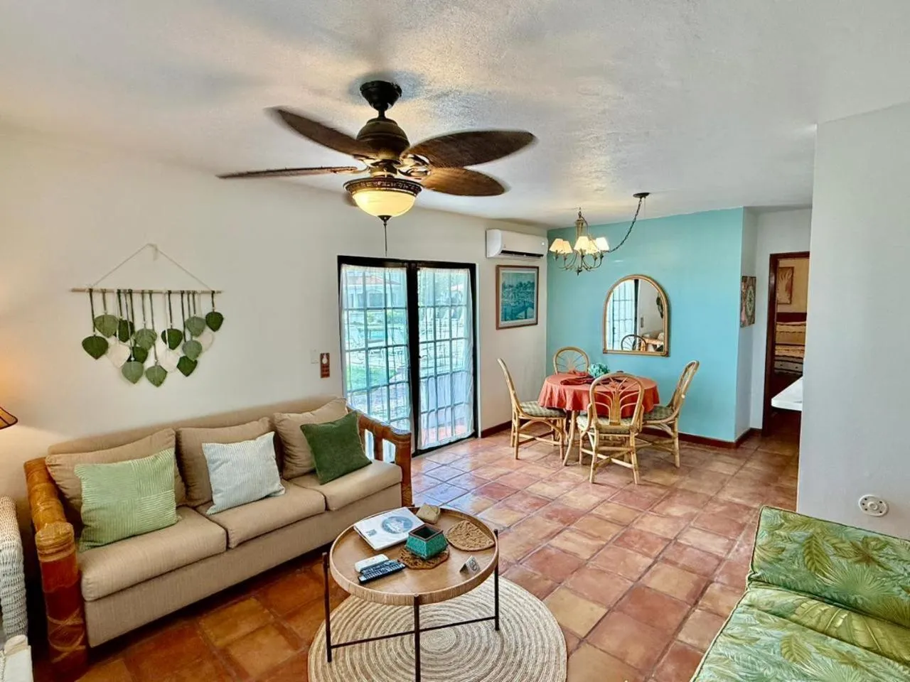 Living room in Isla Bonita Yacht Club
