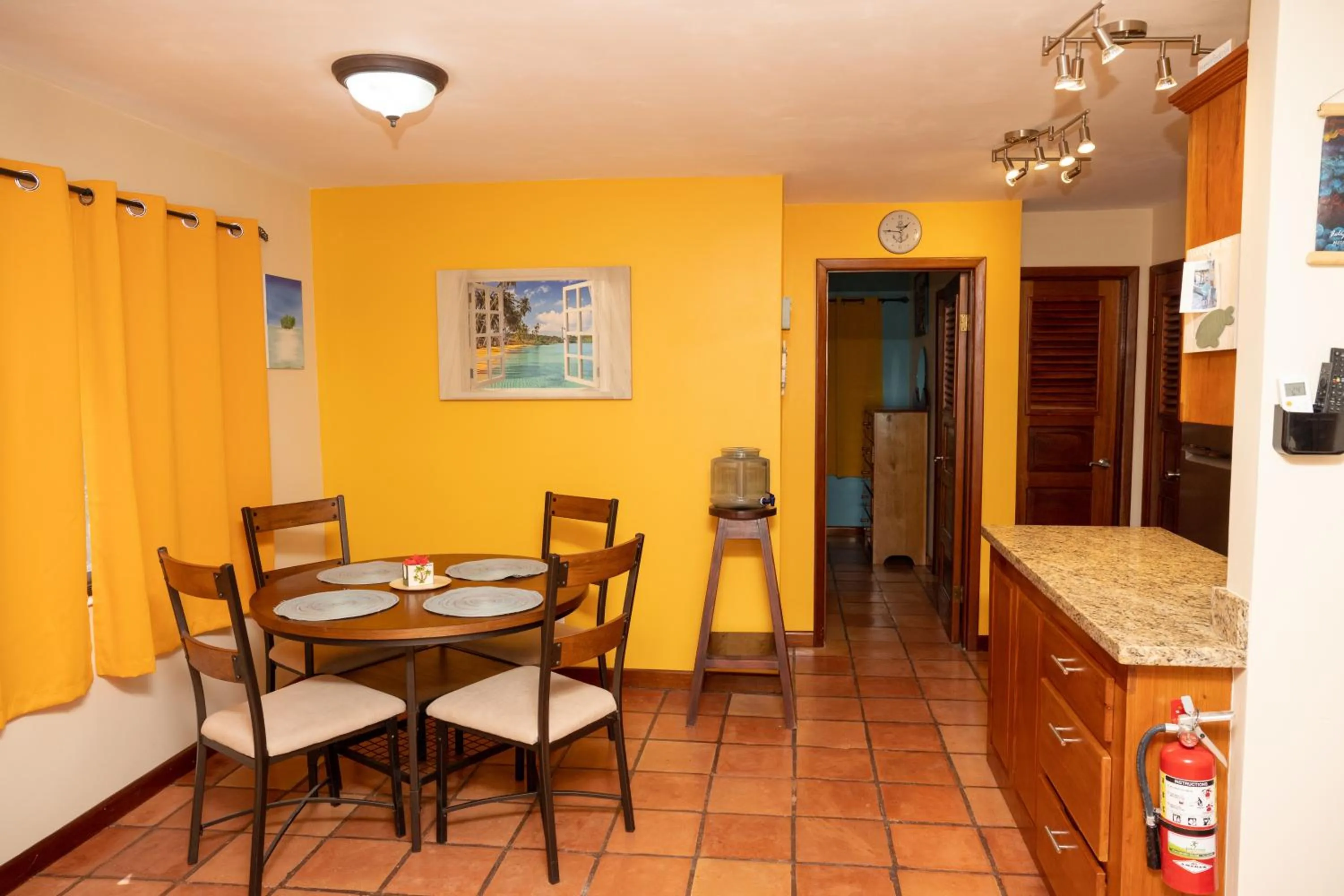 Dining area in Isla Bonita Yacht Club