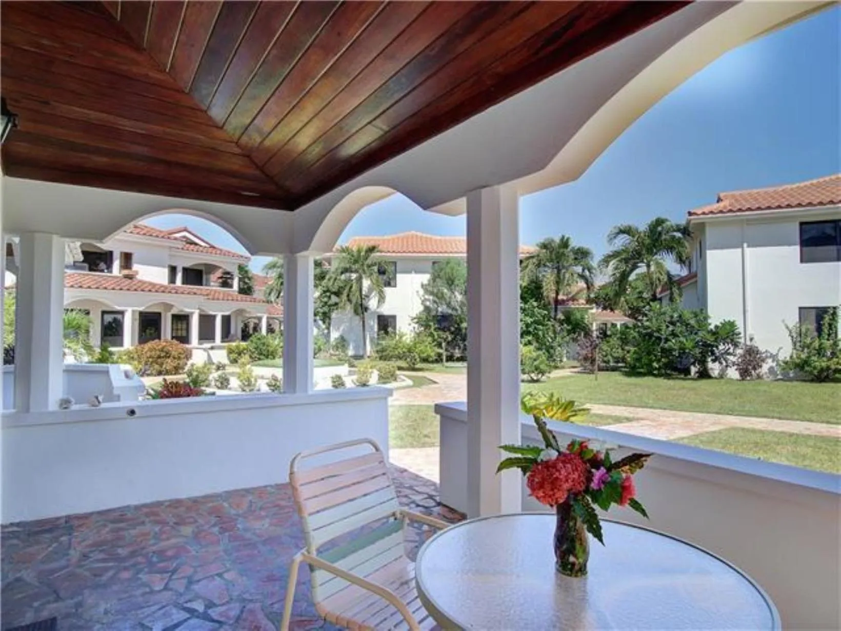 Patio in Isla Bonita Yacht Club