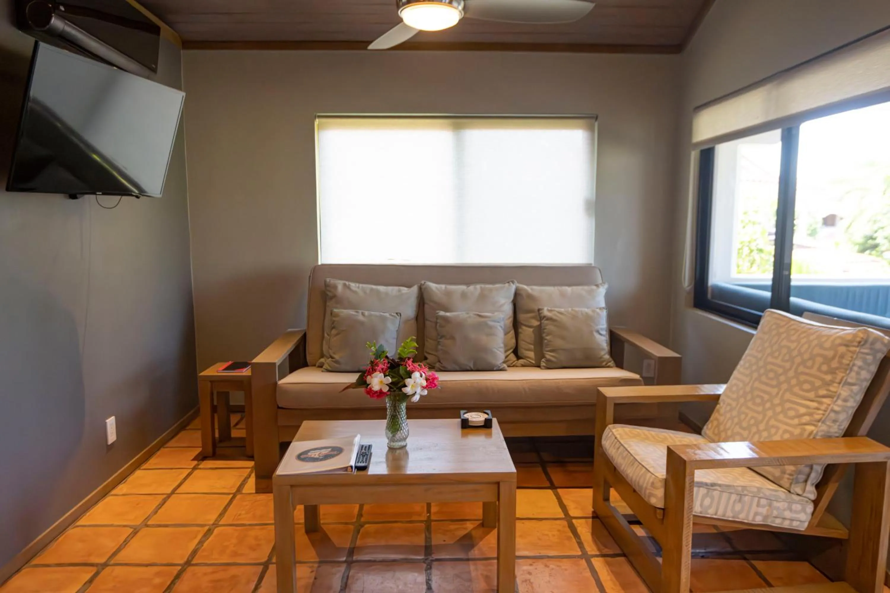Living room in Isla Bonita Yacht Club