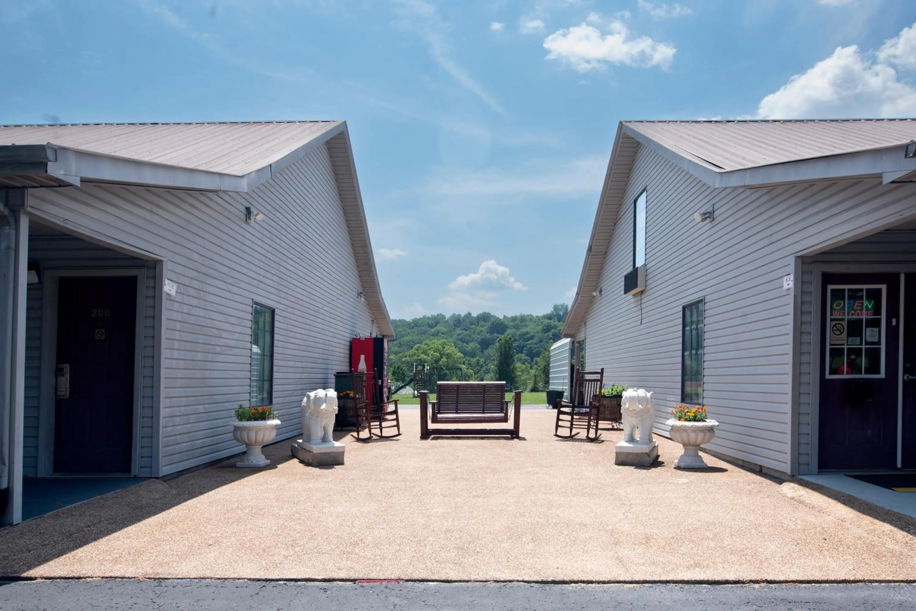 Lynchburg Country Inn