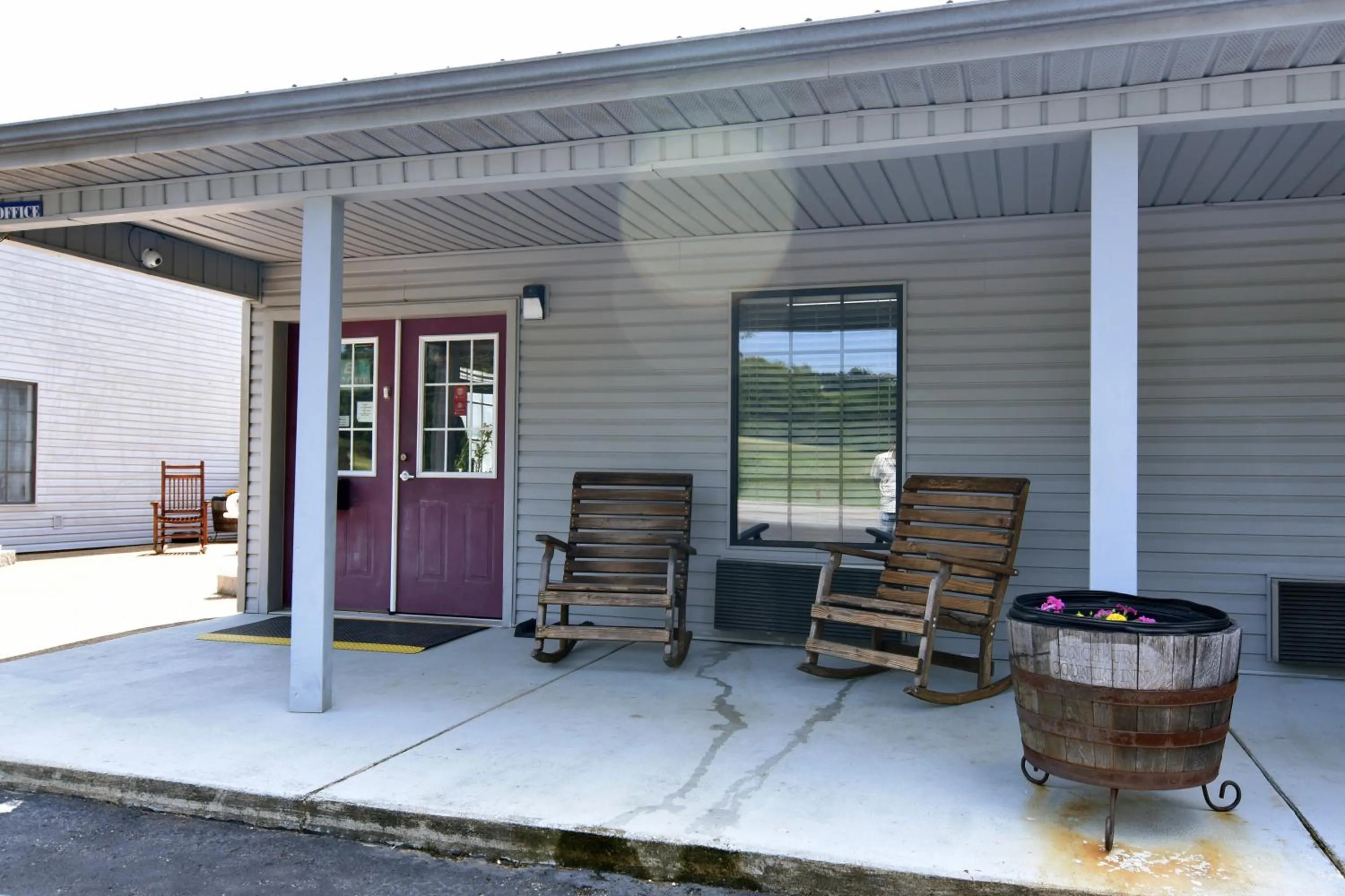 Lynchburg Country Inn