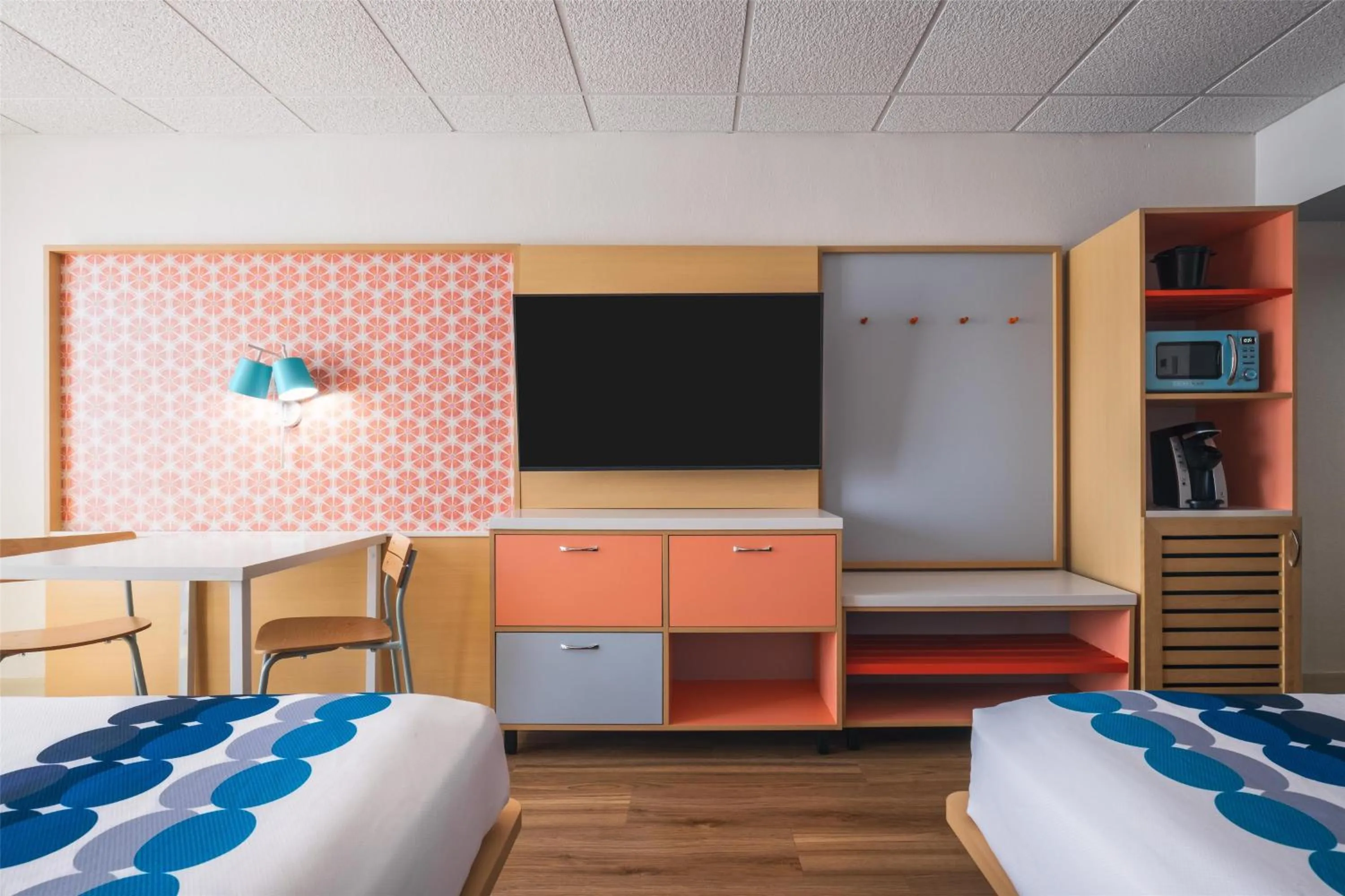 Bedroom, Bed in Golden Sands Carolina Beach Oceanfront, Tapestry by Hilton