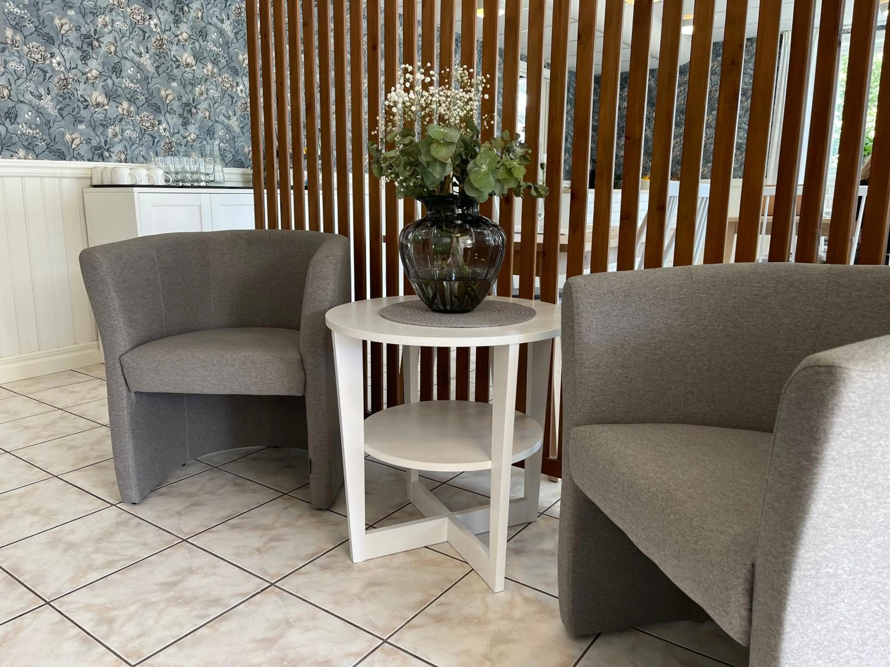 Seating area in Hotell Luspen