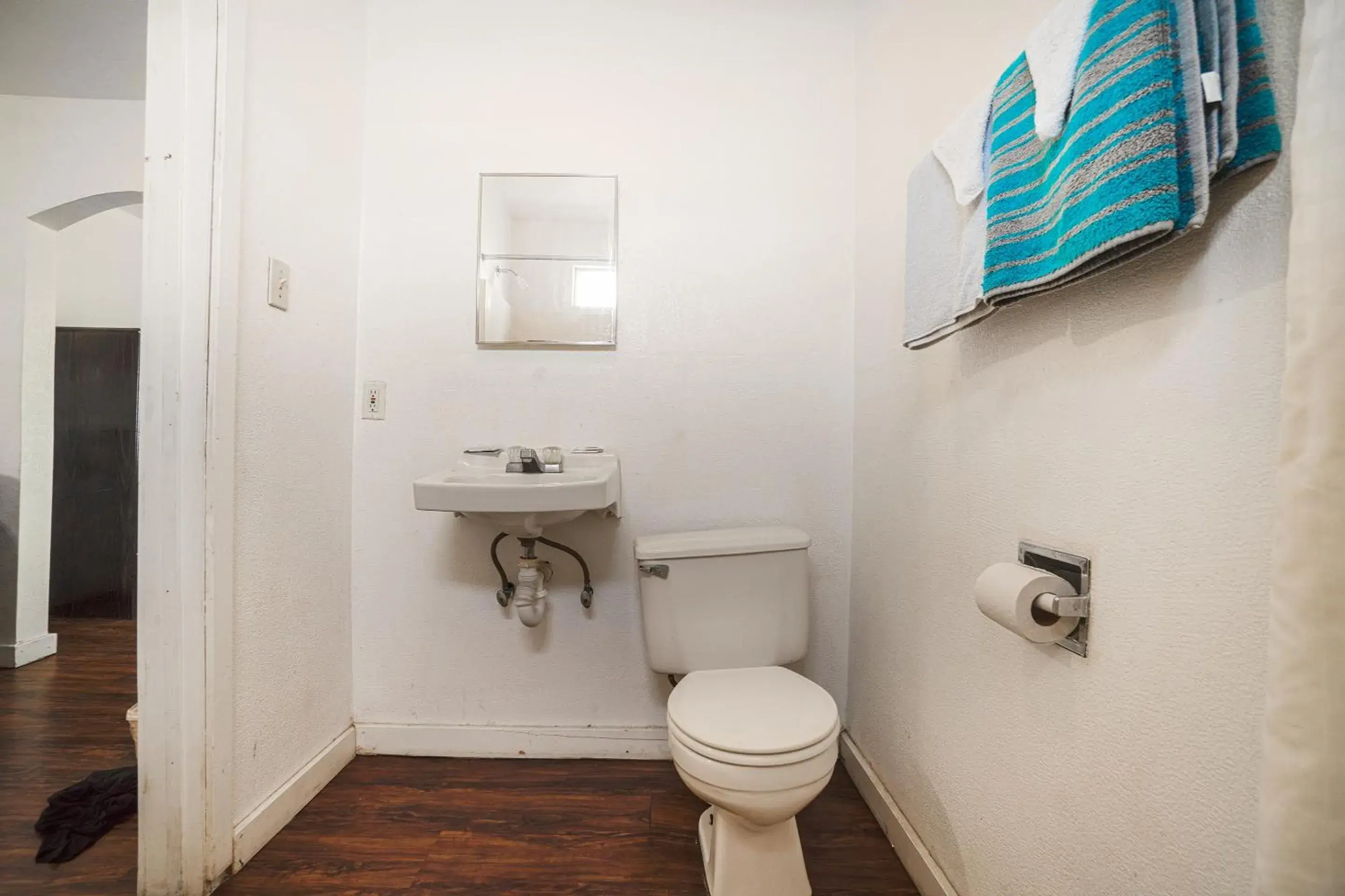 Bathroom in Budget Inn By OYO Corpus Christi Beach Bathroom in Budget Inn By OYO Corpus Christi Beach