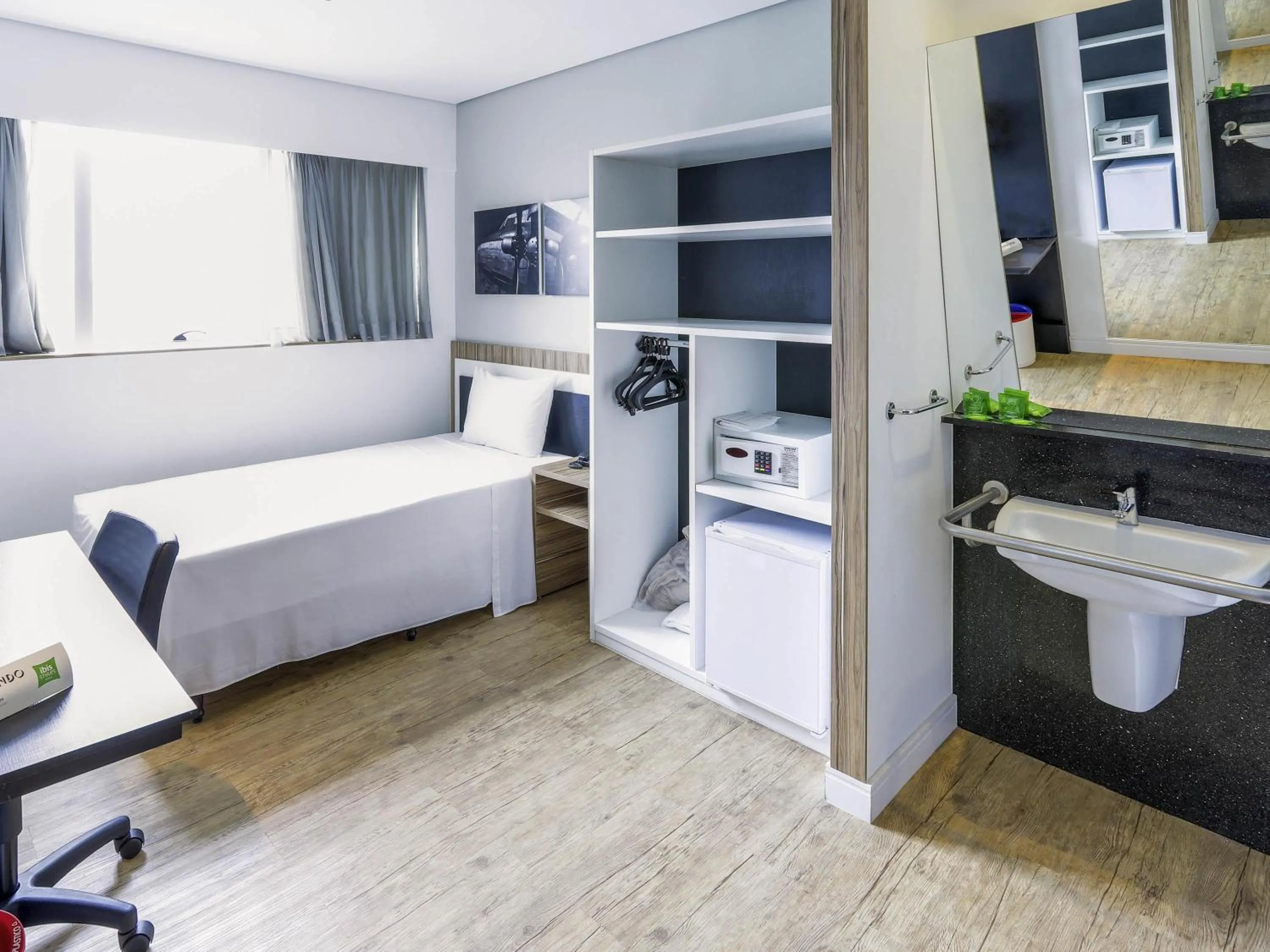 Bedroom, Bed in ibis Styles Confins Aeroporto