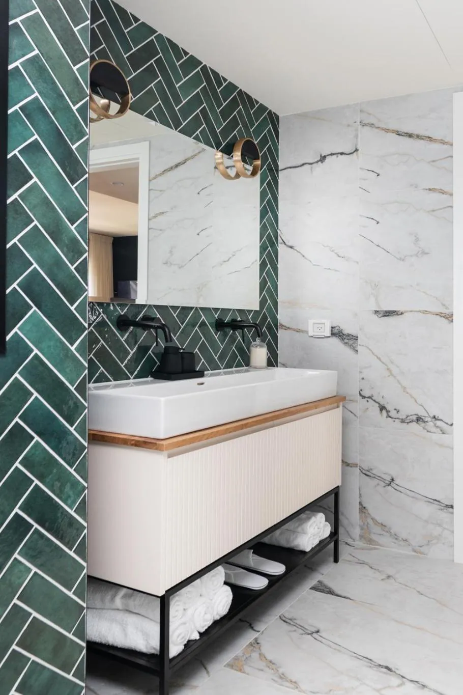 Bathroom in De Sheinkin