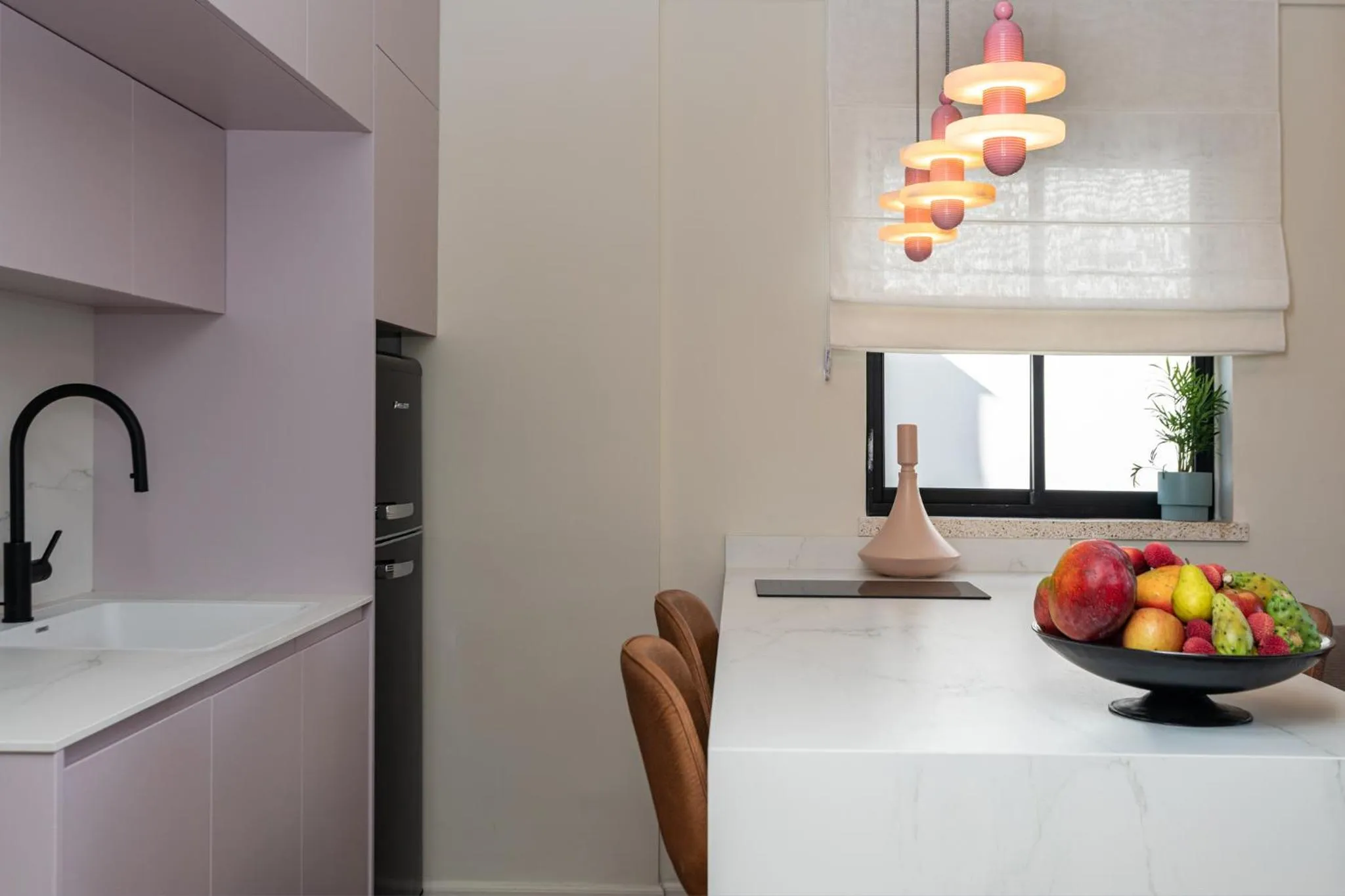 Kitchen or kitchenette in De Sheinkin