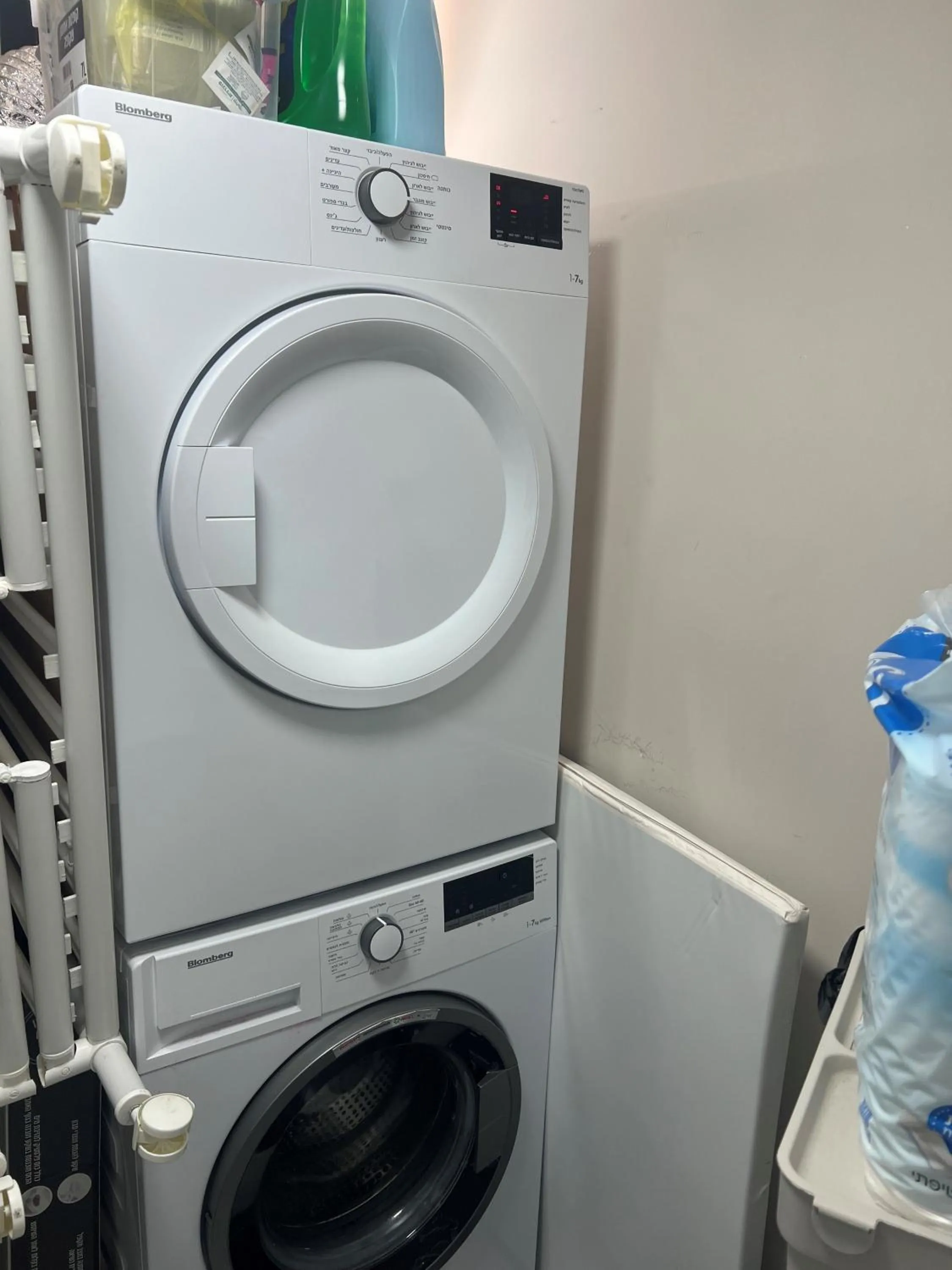 laundry in De Sheinkin