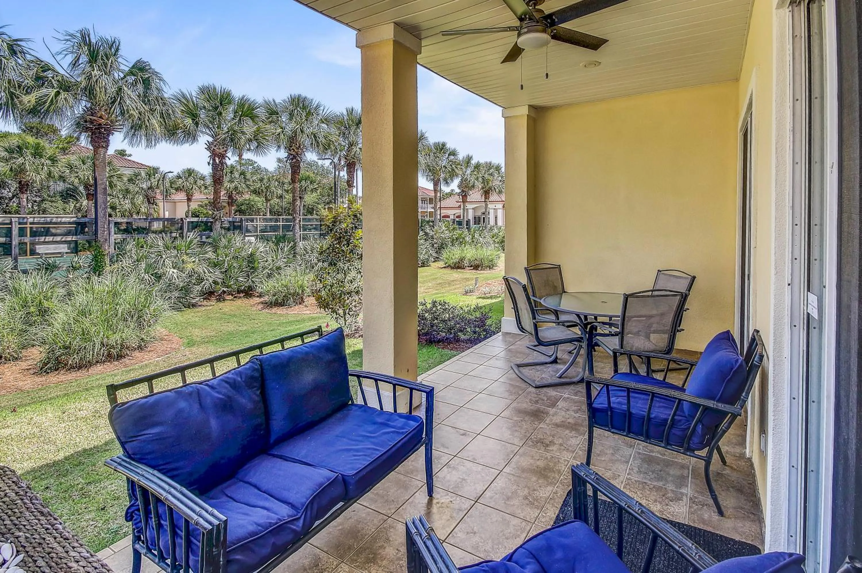 Property building in 136 La Valencia Cir - At Peace