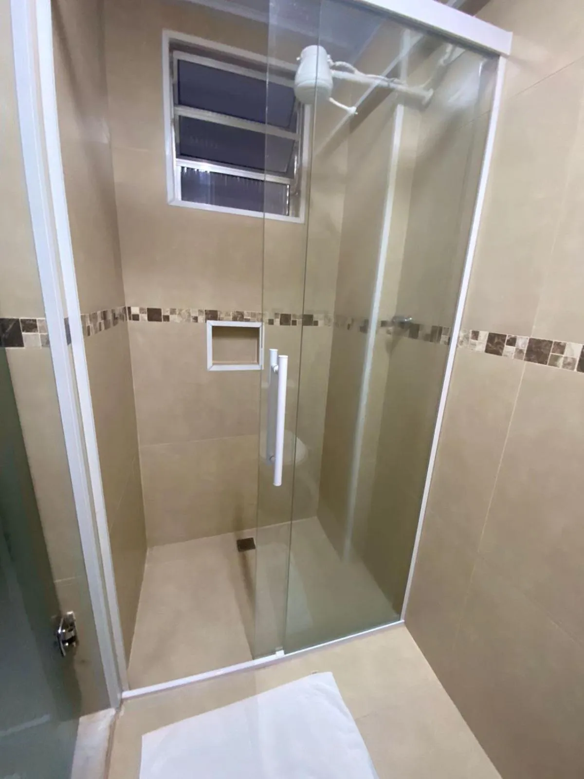 Shower in Namorata Expo Inn