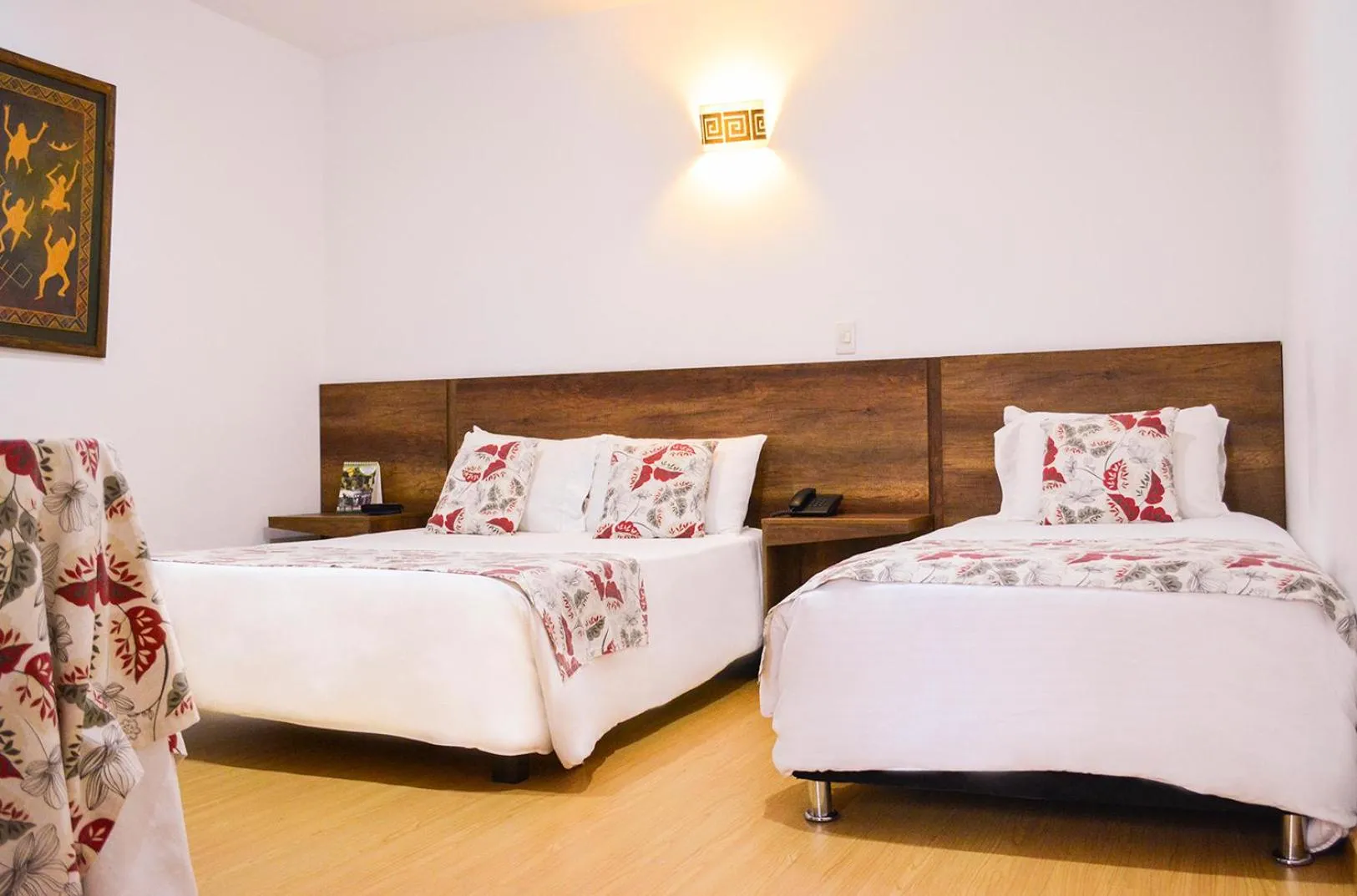 Comfort Triple Room in Hotel Cacique Real