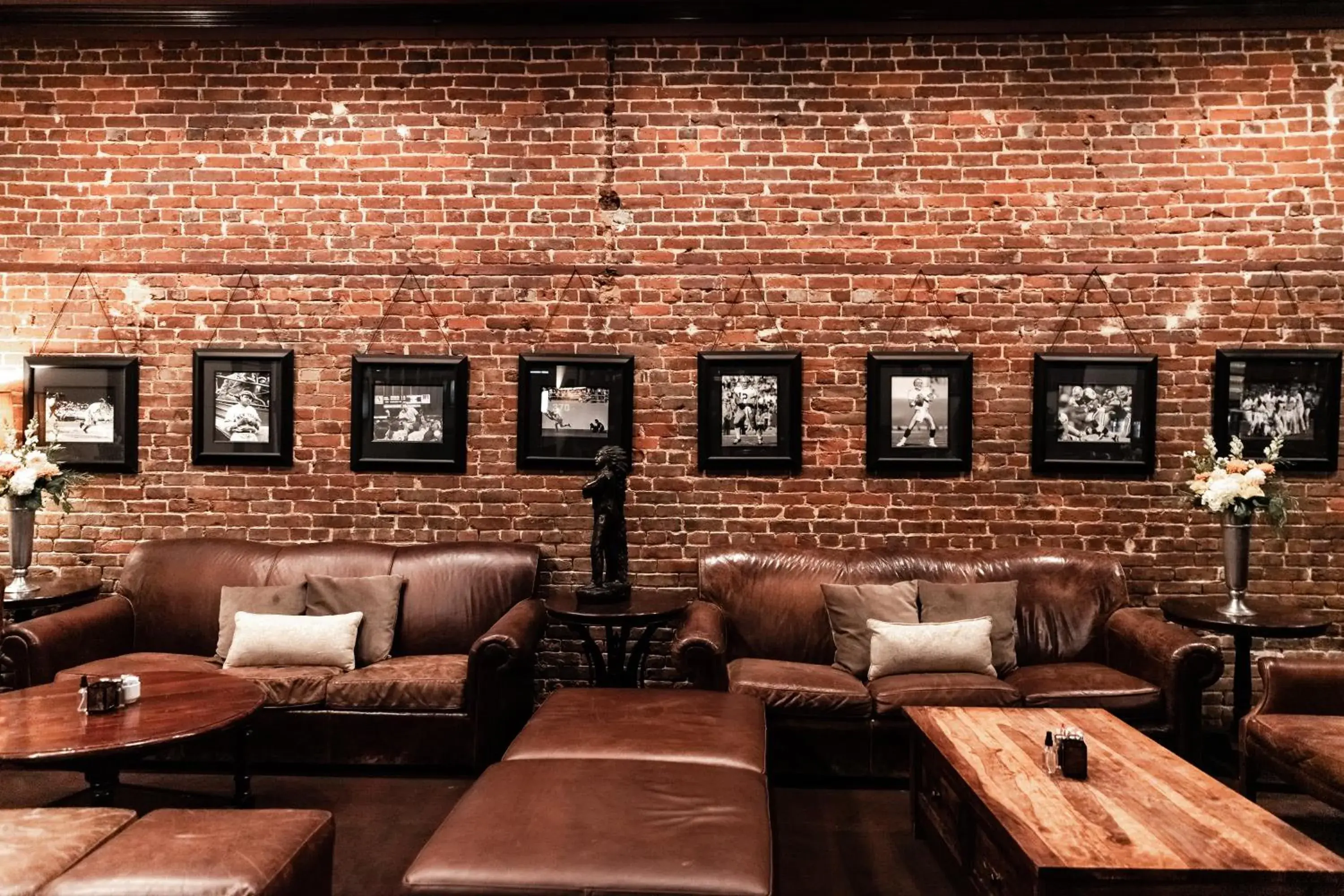 Lounge or bar in Grand Hotel Lounge or bar in Grand Hotel