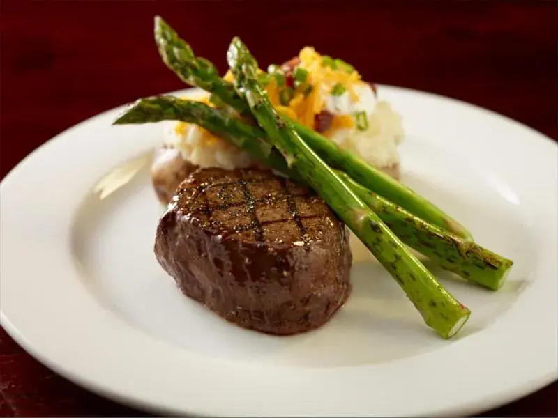 Restaurant/places to eat in Grand Hotel Restaurant/places to eat in Grand Hotel