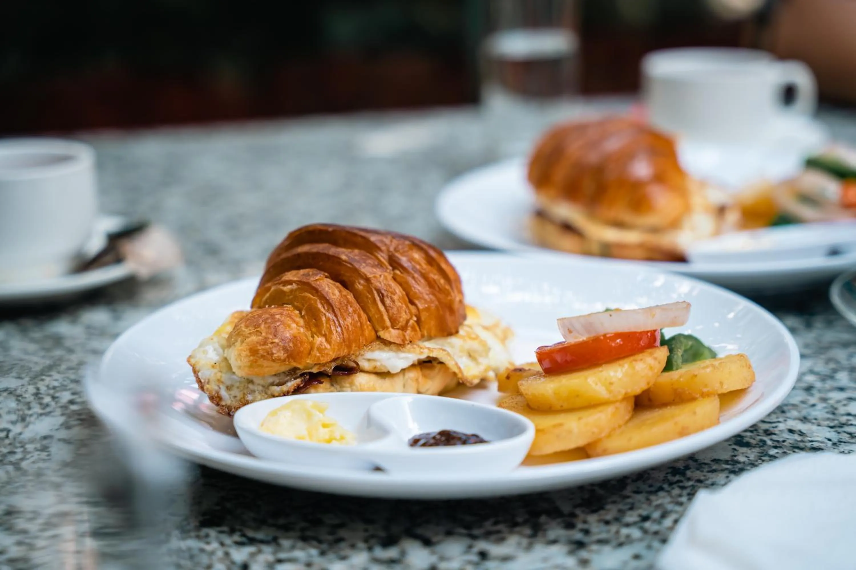 Restaurant/places to eat in Kwabahal Boutique Hostel