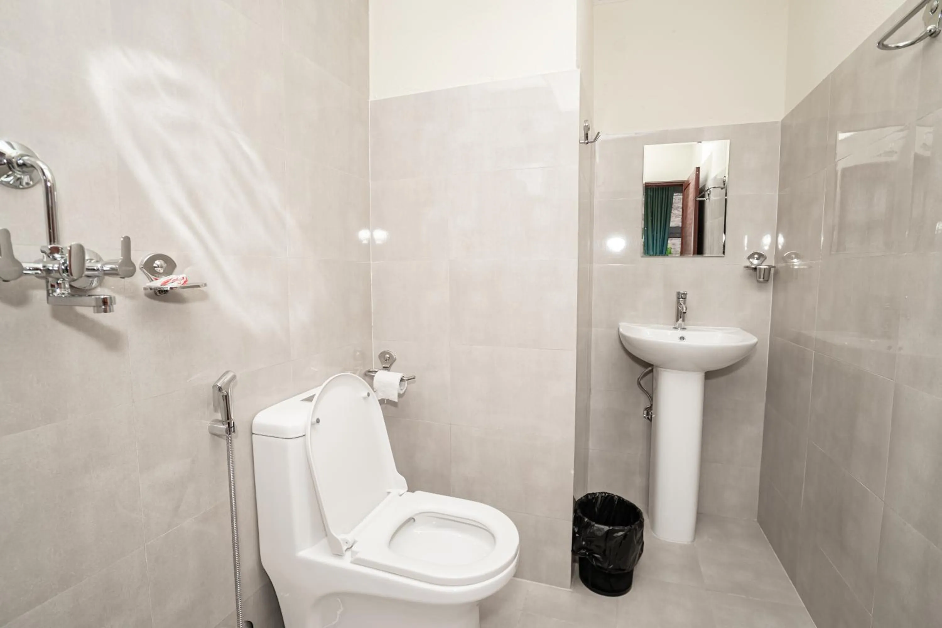 Shower in Kwabahal Boutique Hostel