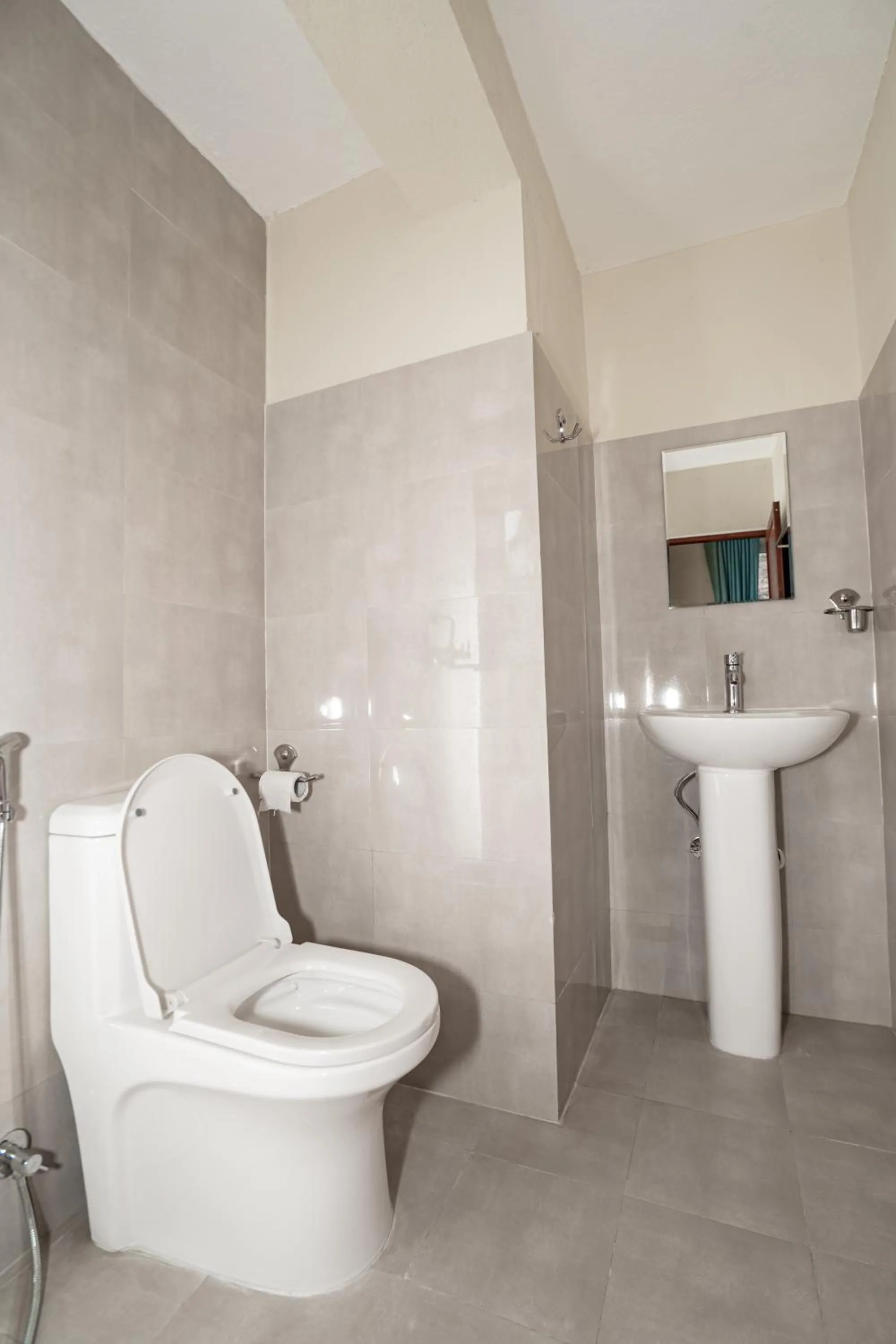 Shower in Kwabahal Boutique Hostel