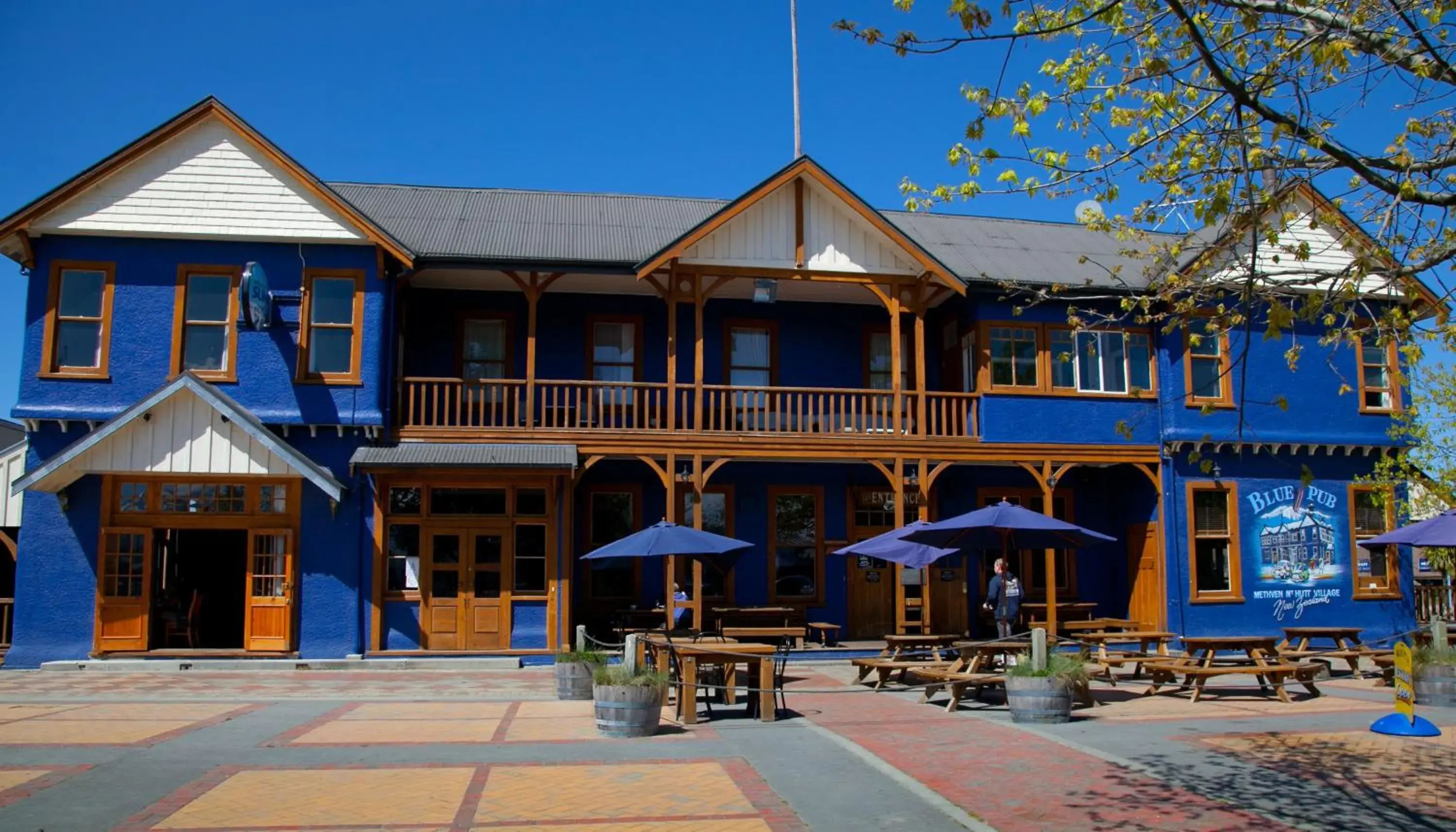Facade/entrance in The Blue Pub Facade/entrance in The Blue Pub
