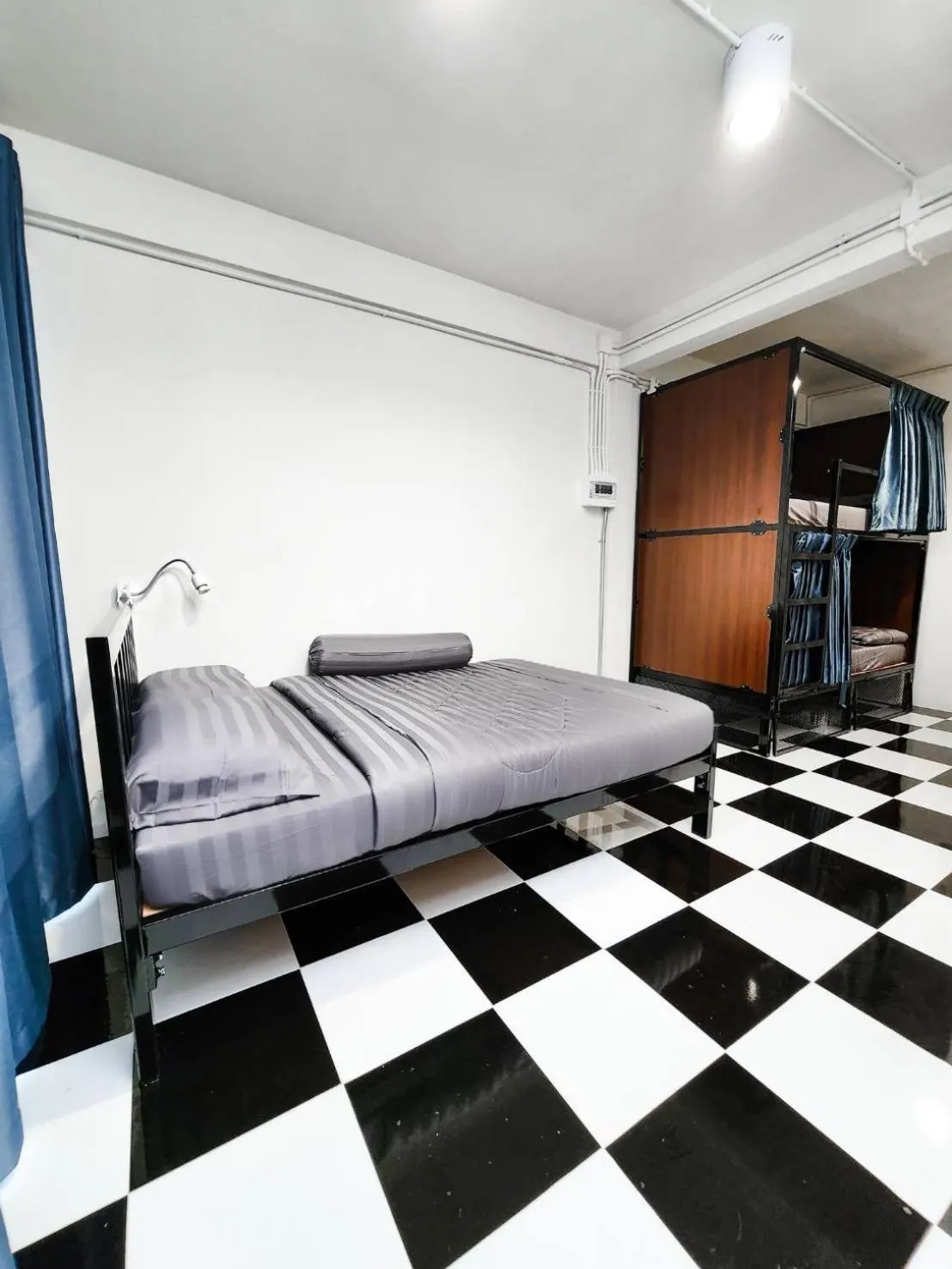 Bed in Noir Cafe And Hostel Chinatown Bangkok