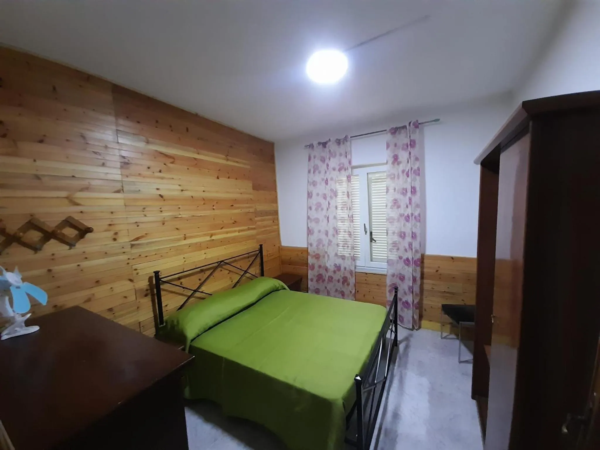Bedroom, Bed in casa Mary Corbara