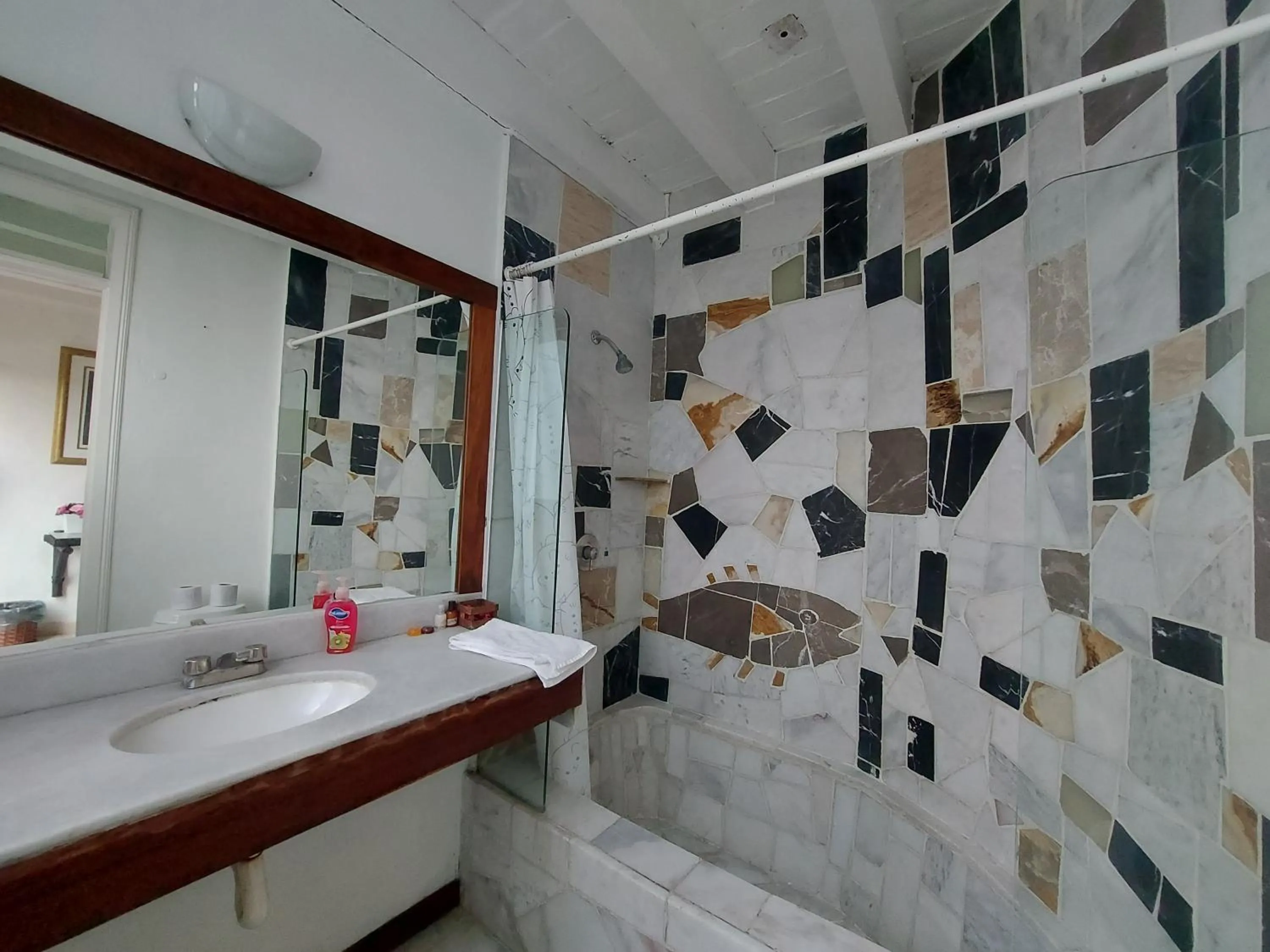 Shower in Casa De La O Yautepec