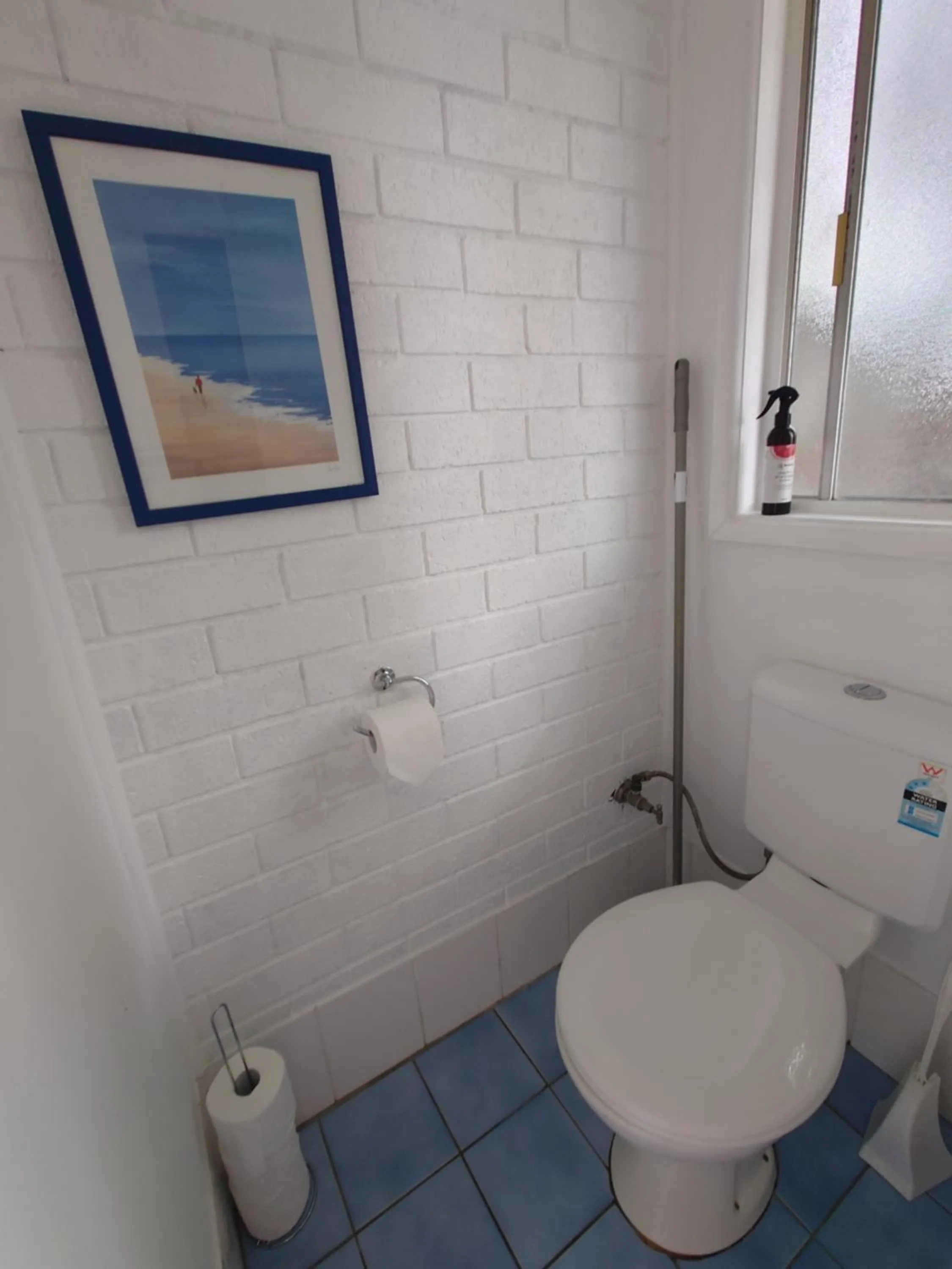 Toilet in Top of the Lake Holiday Units