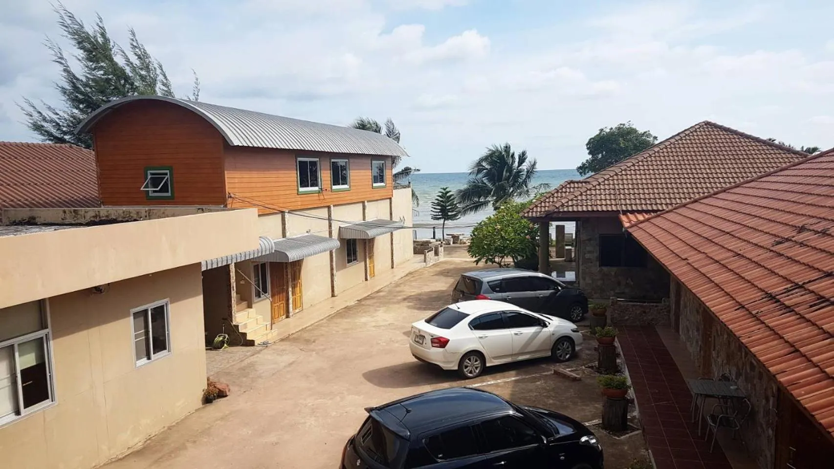 Facade/entrance in Charm de Chao Lao