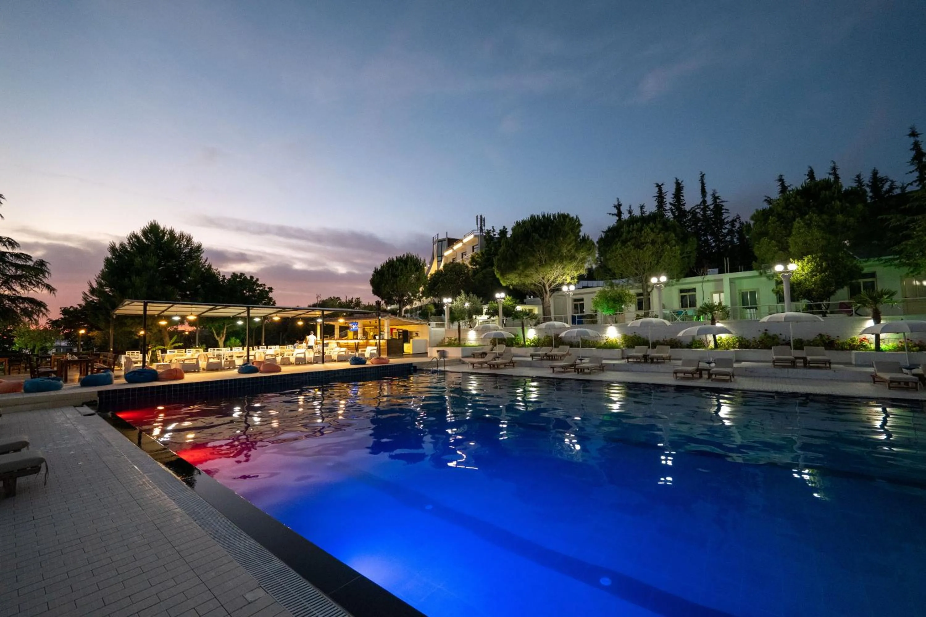 Night in Edva Resort