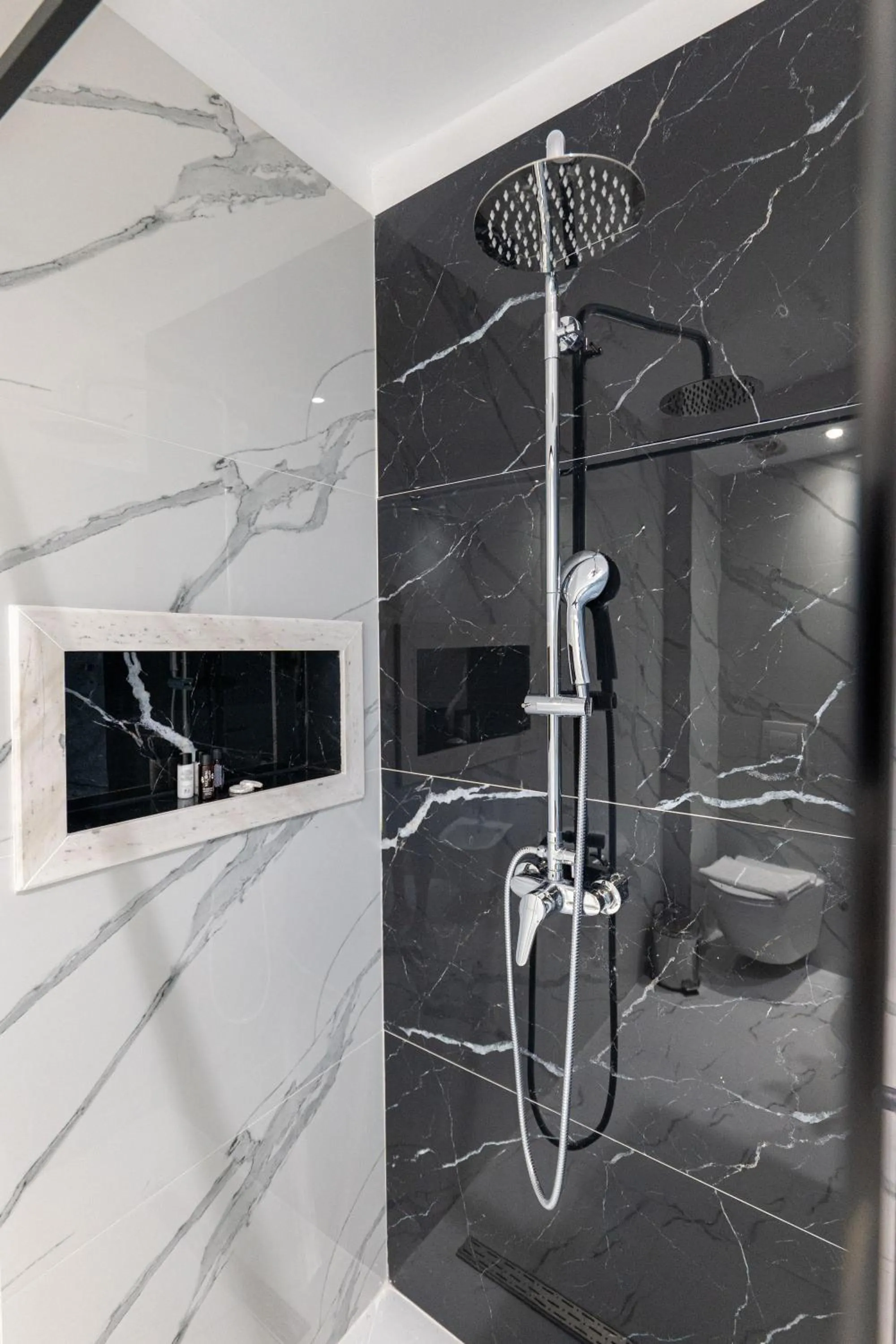 Shower in Edva Resort