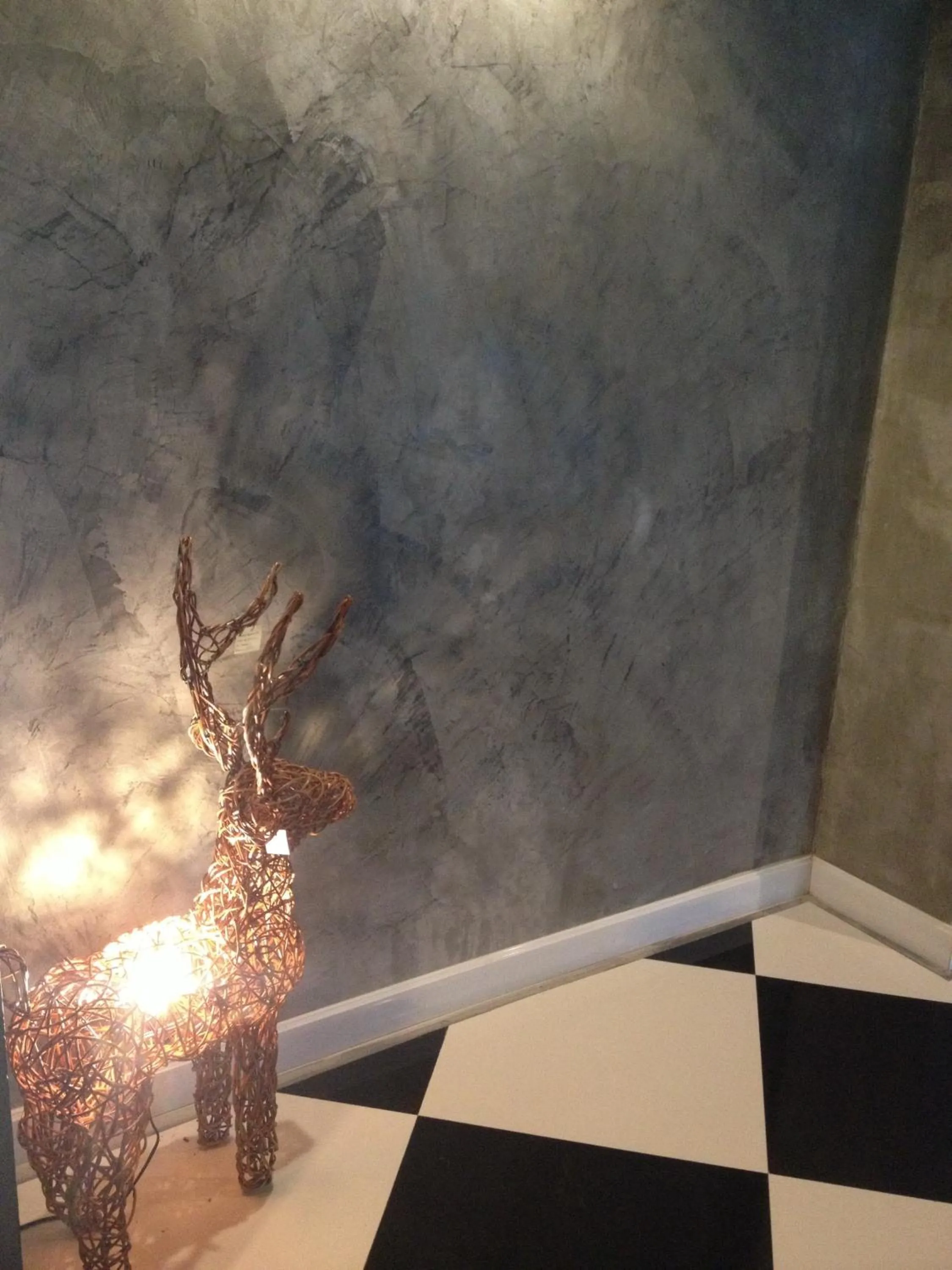 Decorative detail in De Sea Almond