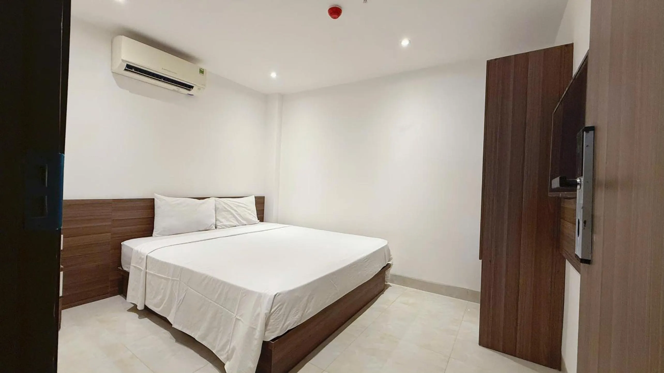 Bed in AQua Hotel & Spa