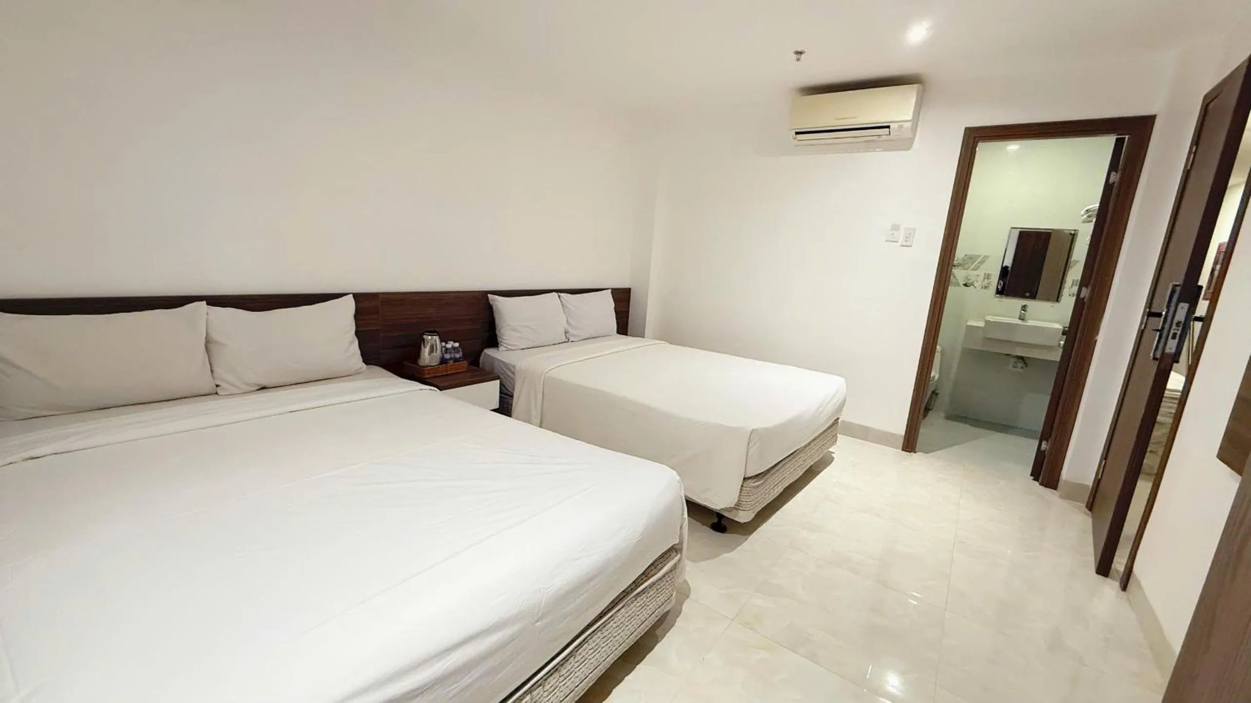 Bed in AQua Hotel & Spa