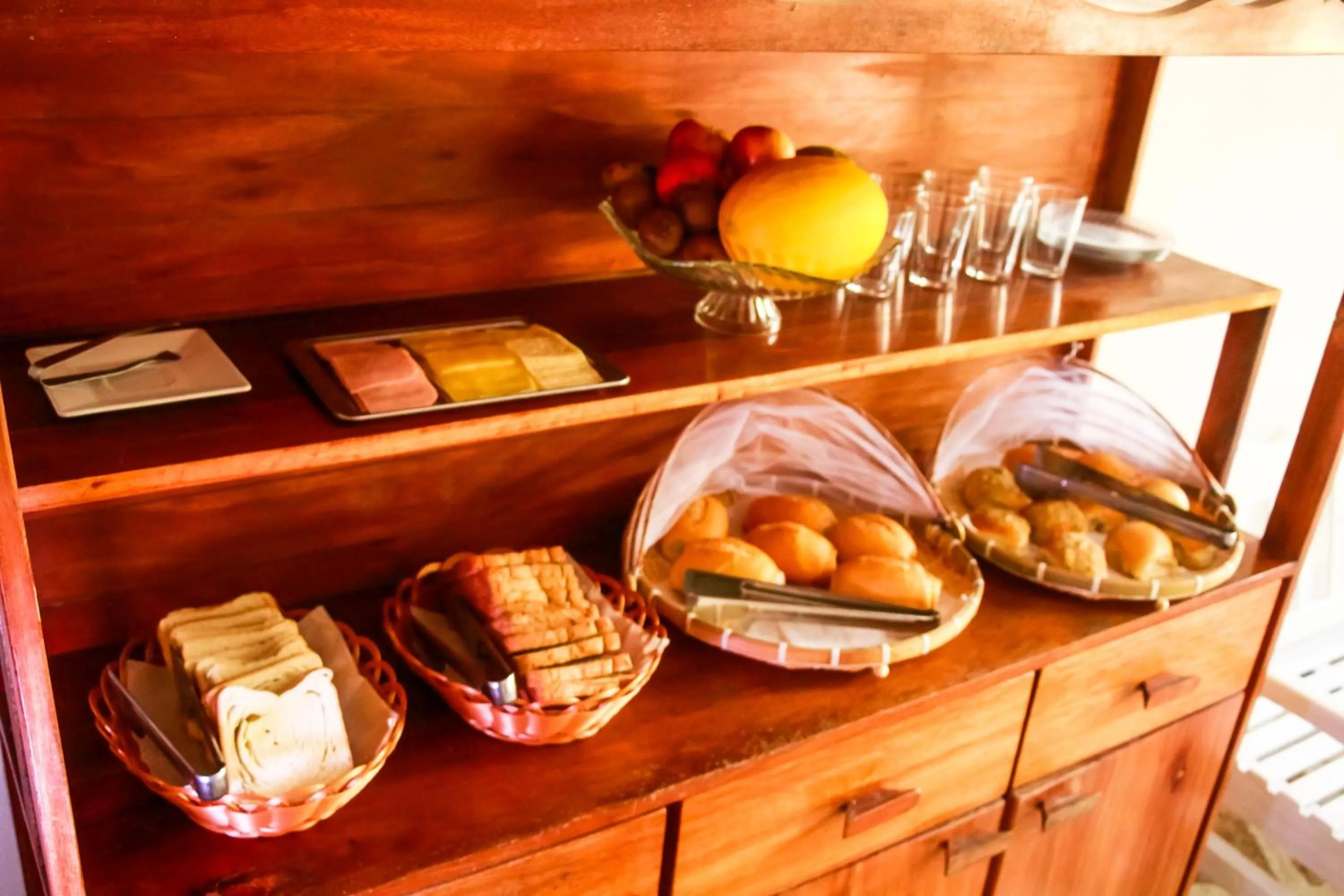 Buffet breakfast in Pousada Chez Ellery Jeri