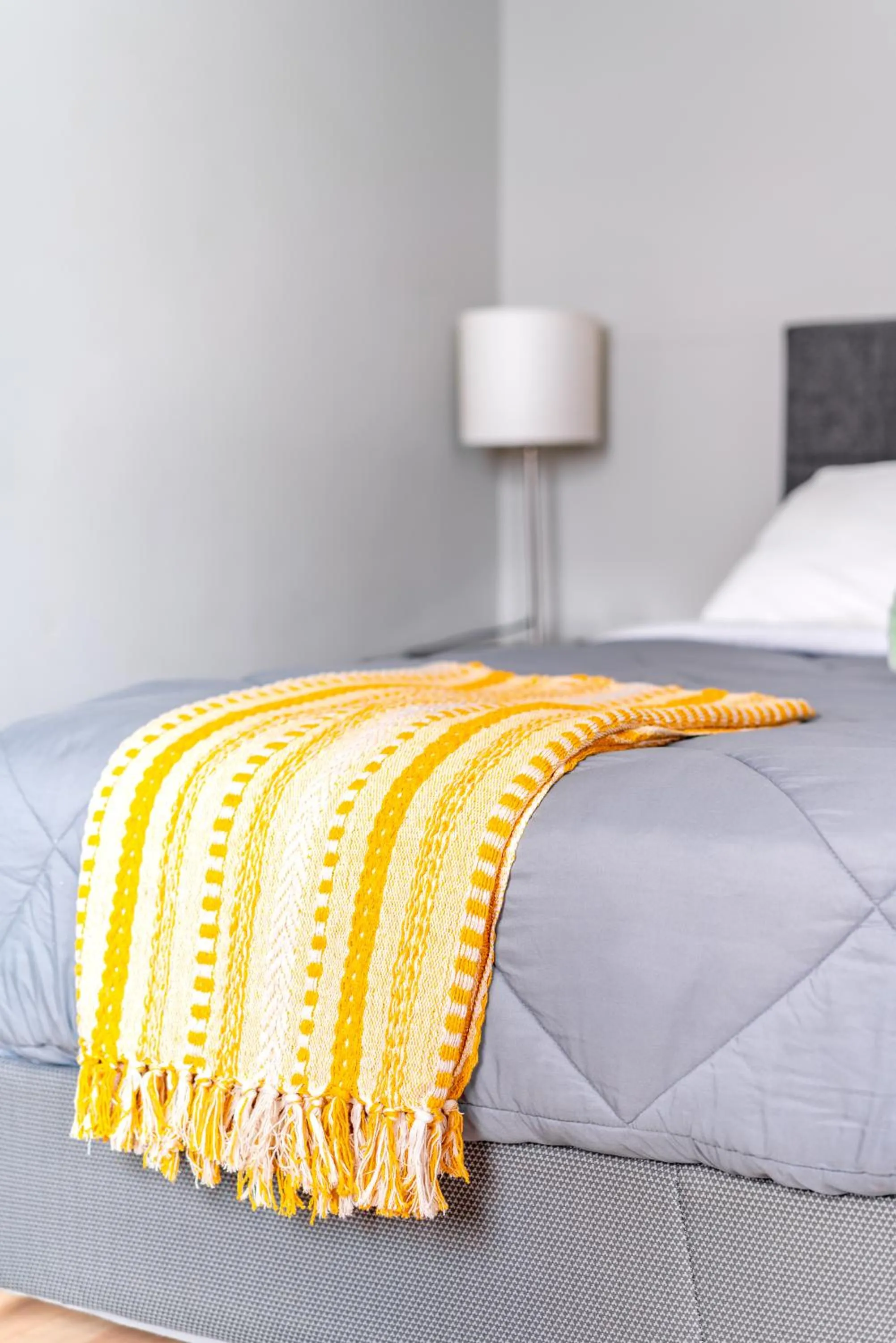 Bed in Jungle House Modern Lofts - Arena District & Short North