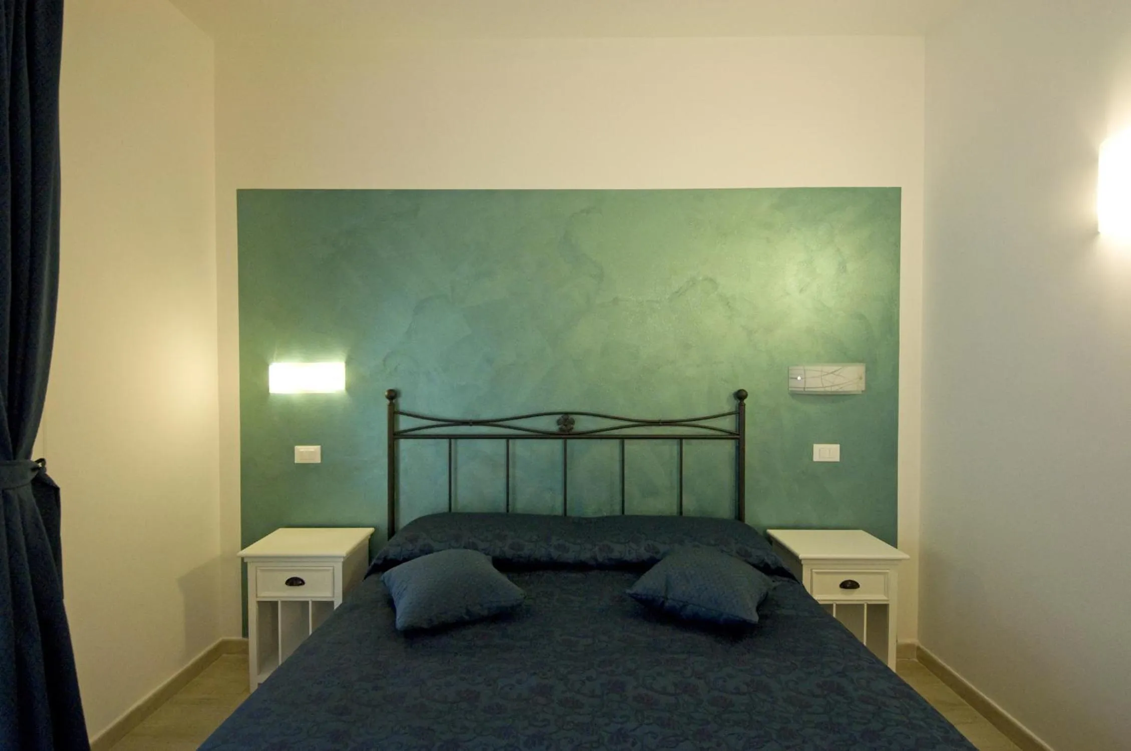 Bed in Atlantis Inn Roma