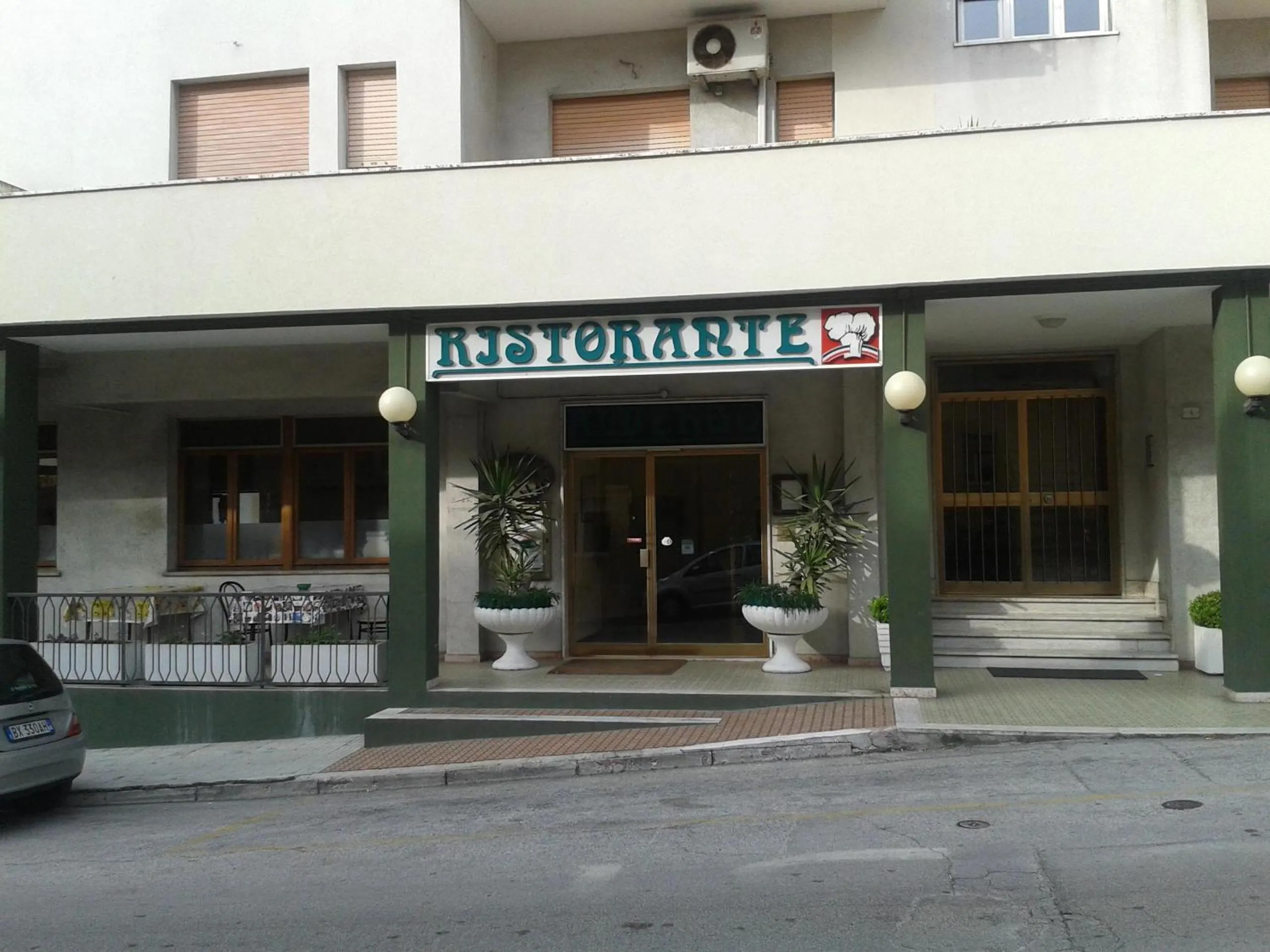 Facade/entrance in Albergo Tenda Verde