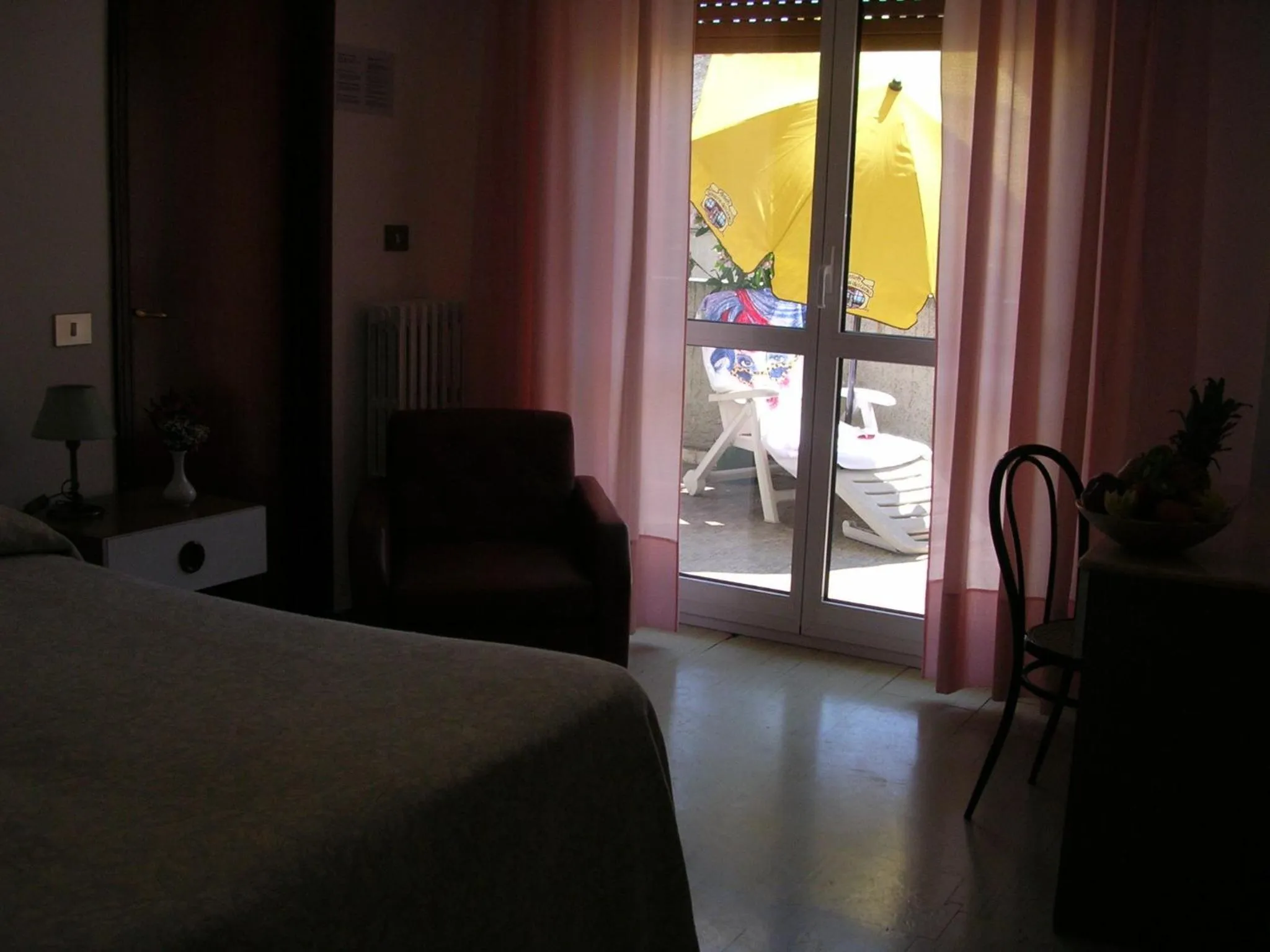 Bedroom, Bed in Albergo Tenda Verde