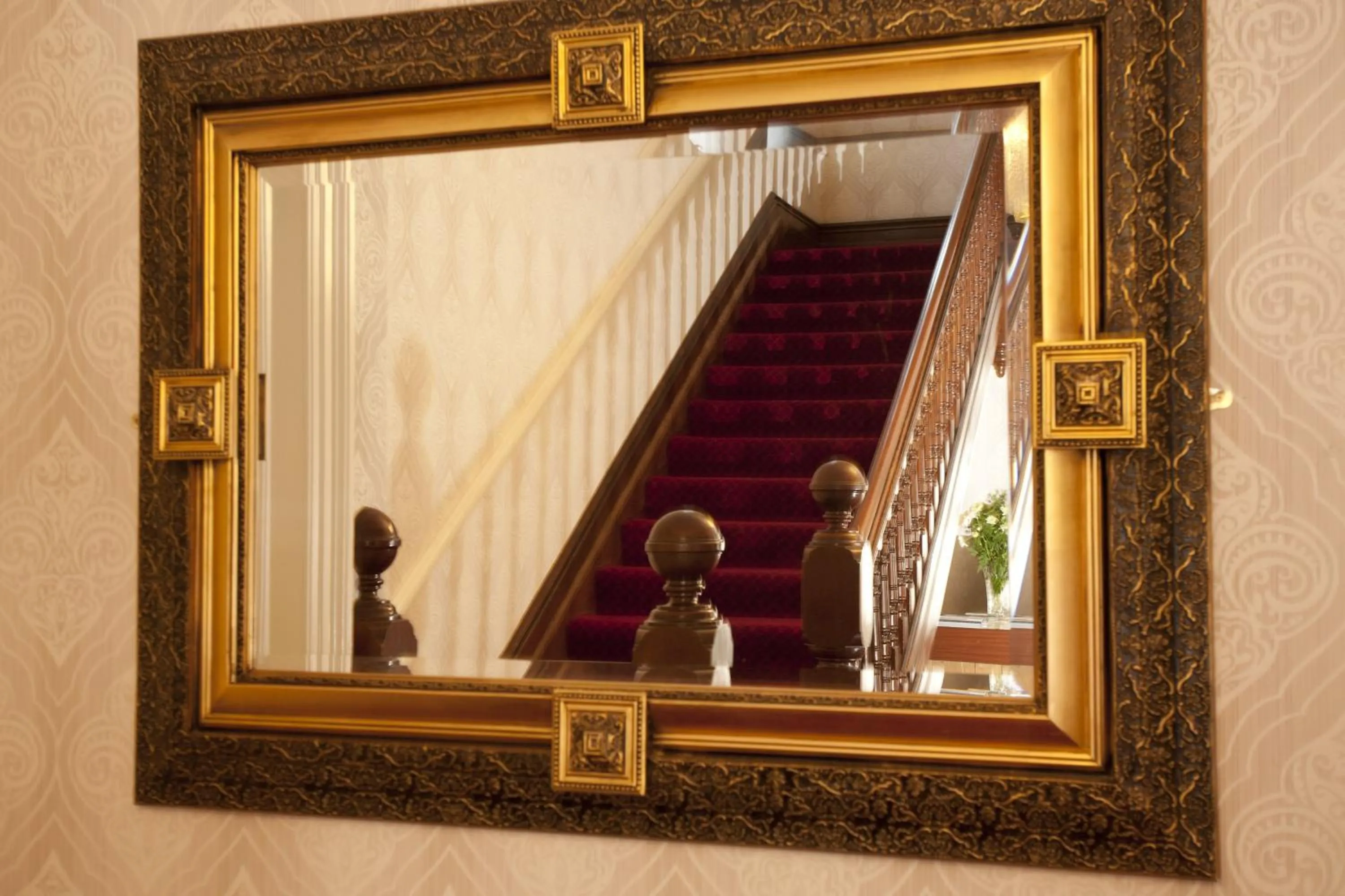 Decorative detail in Denewood Hotel