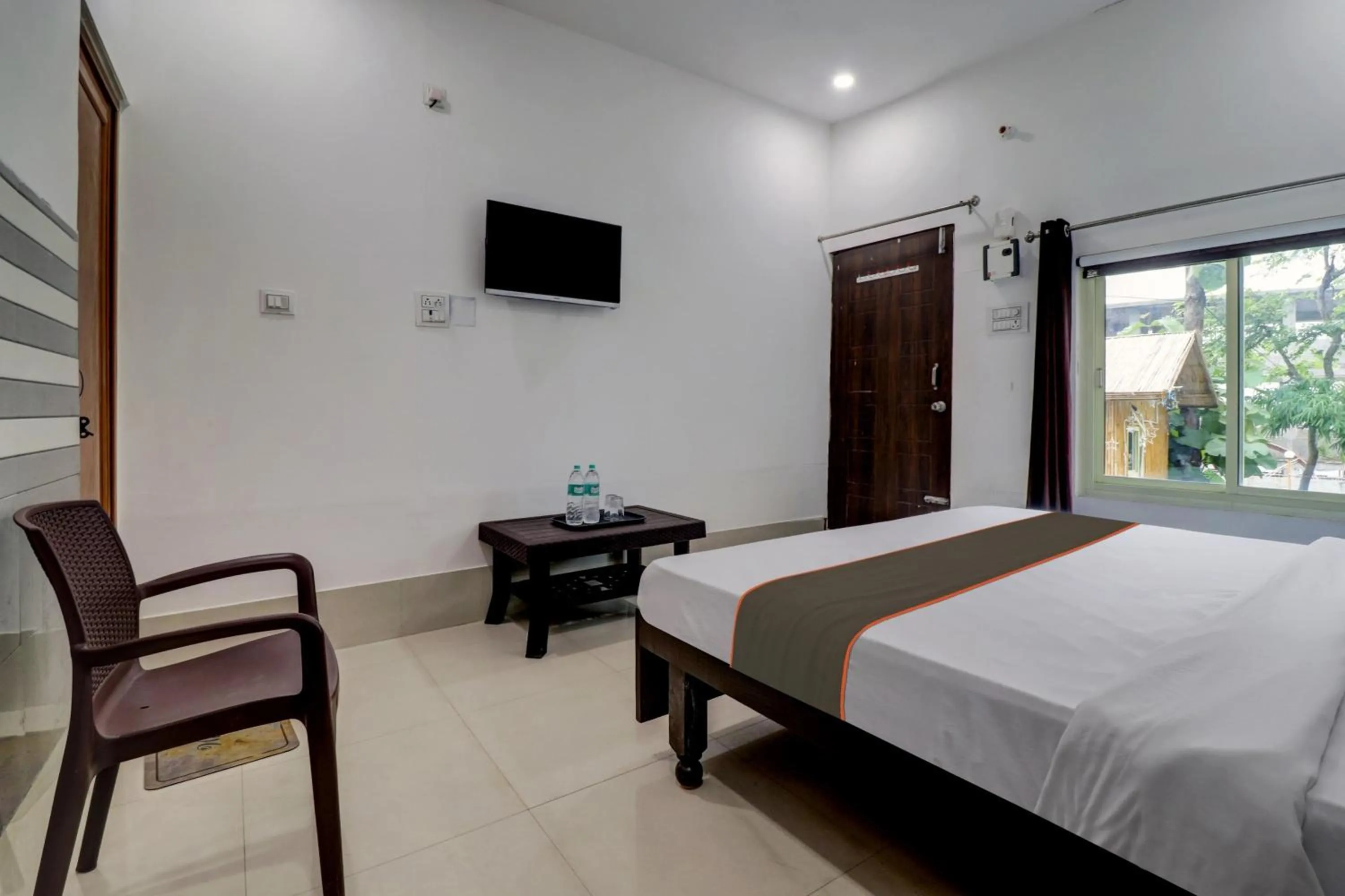 Hotel O Tapovan Rise cottages and cafe