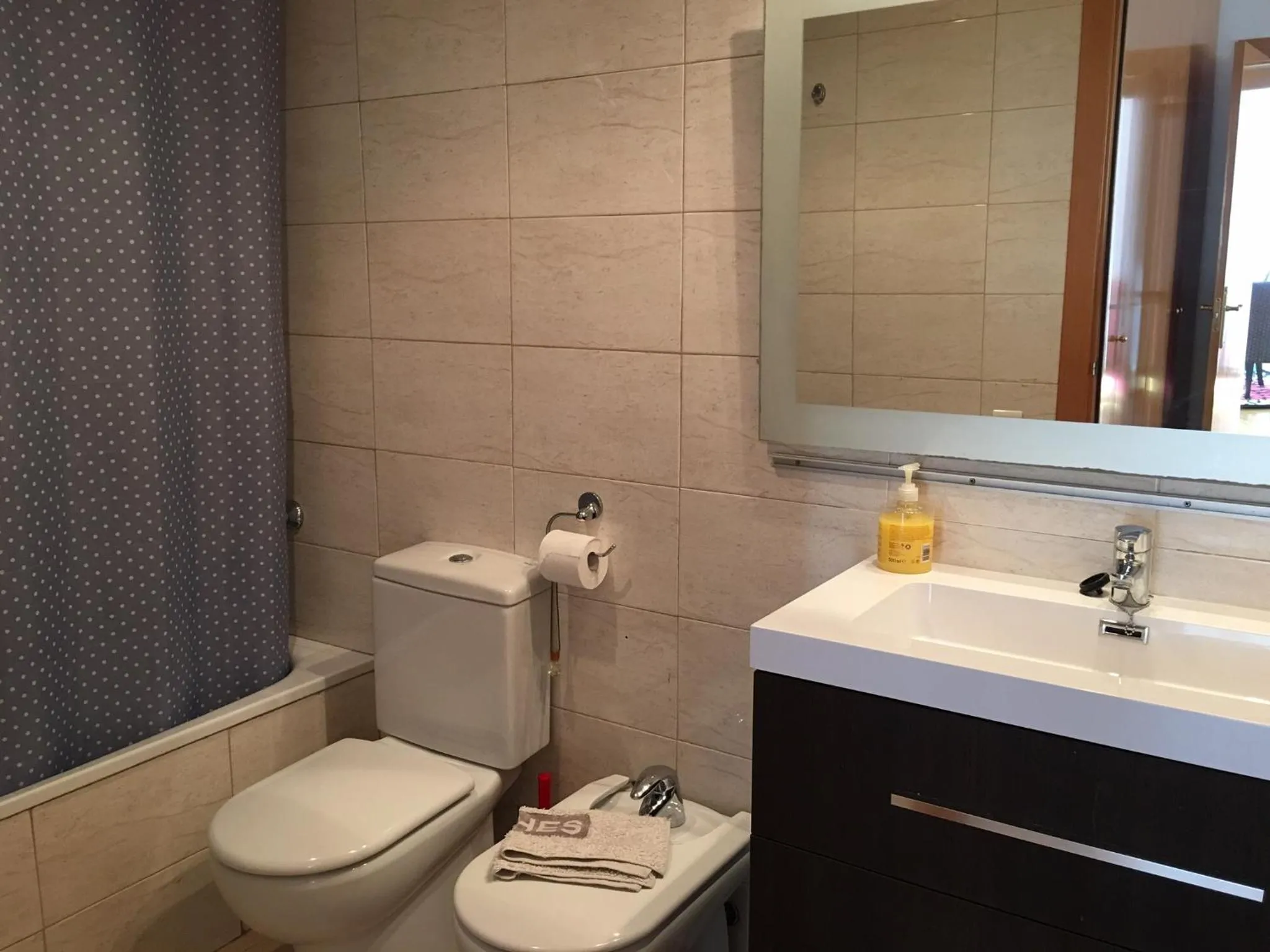 Bathroom in New & Sunny Apartment