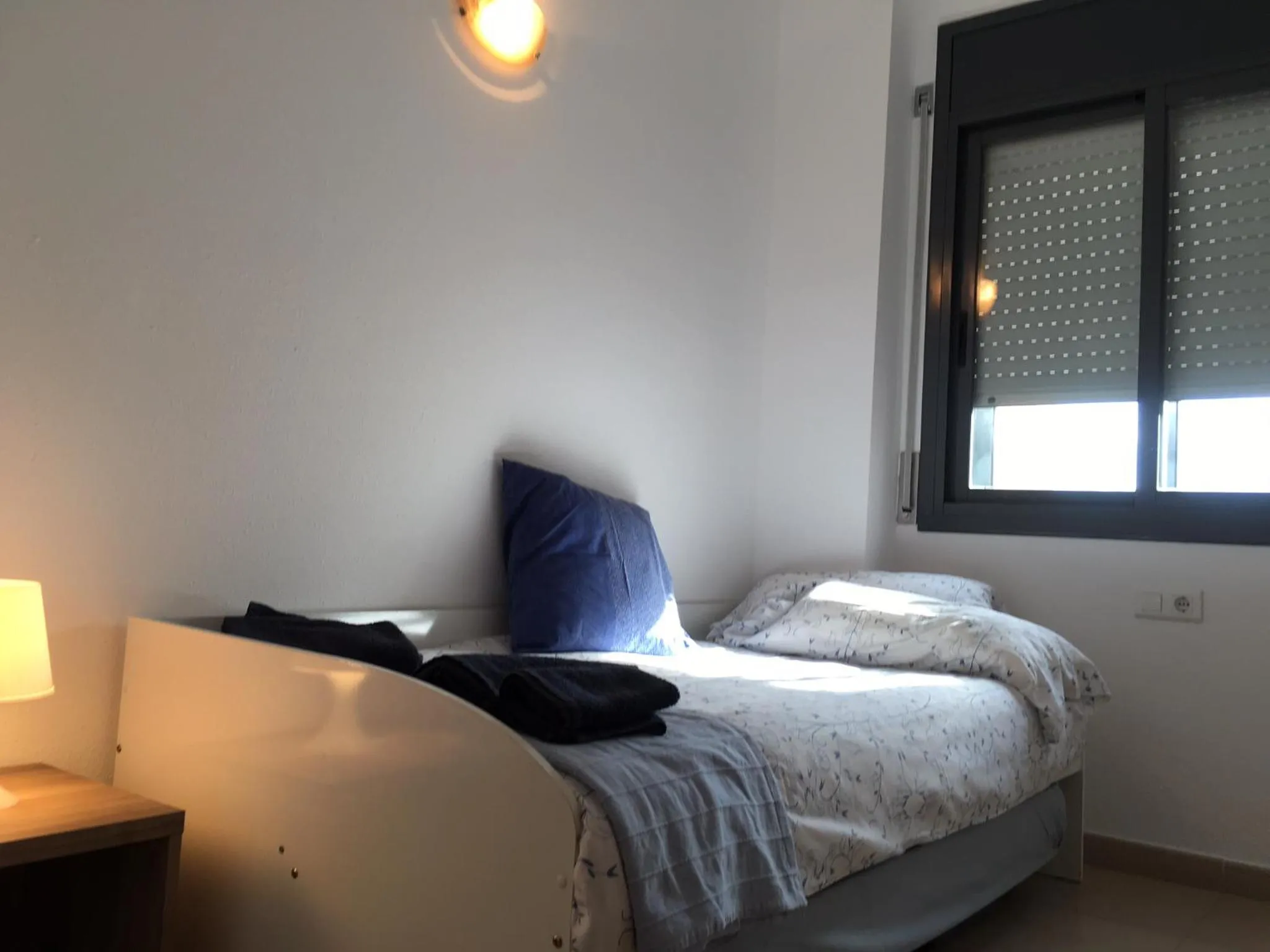 Photo of the whole room, Bed in New & Sunny Apartment